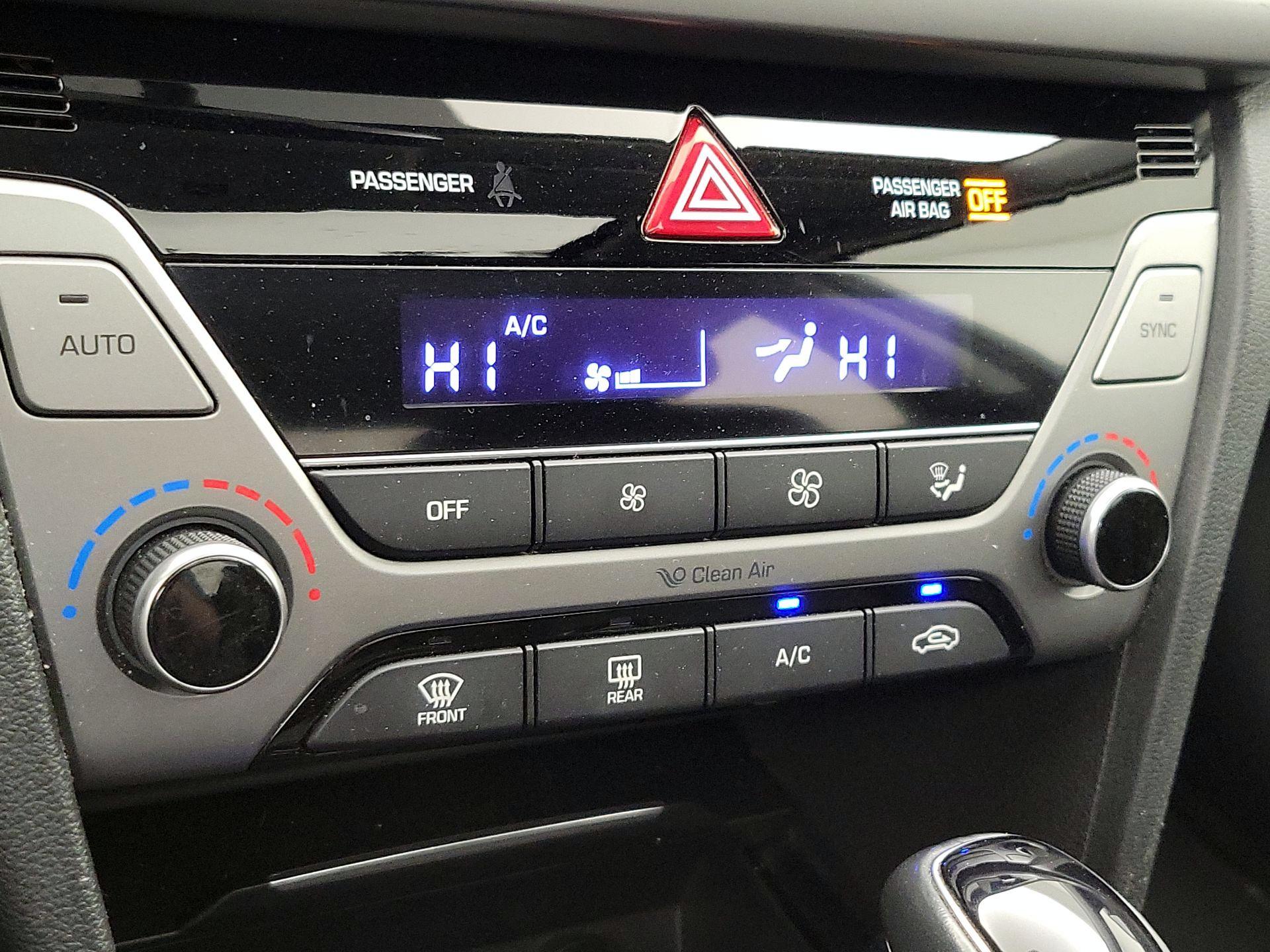 Thumbnail: 2018 Hyundai Elantra - 16