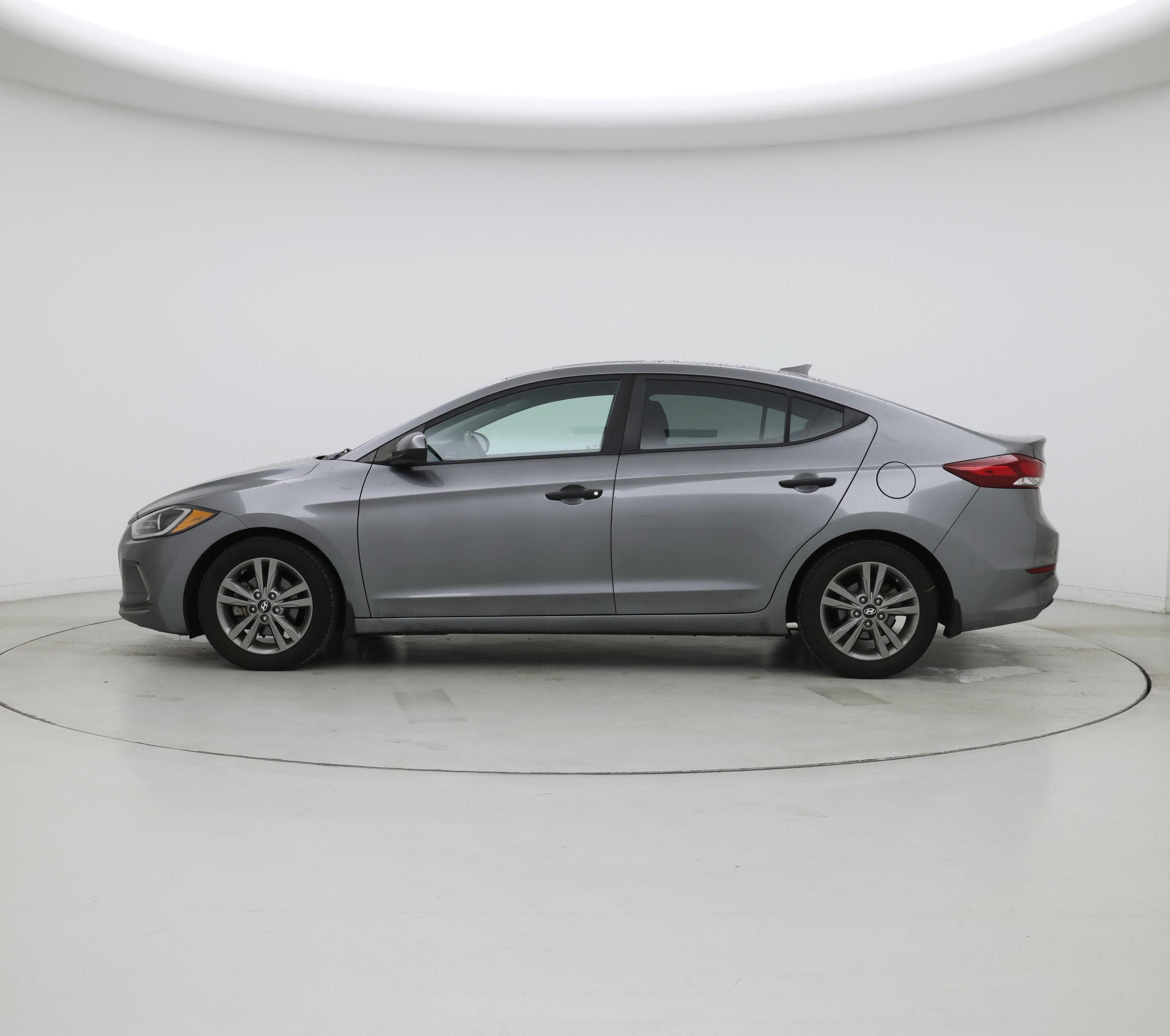 Thumbnail: 2018 Hyundai Elantra - 3