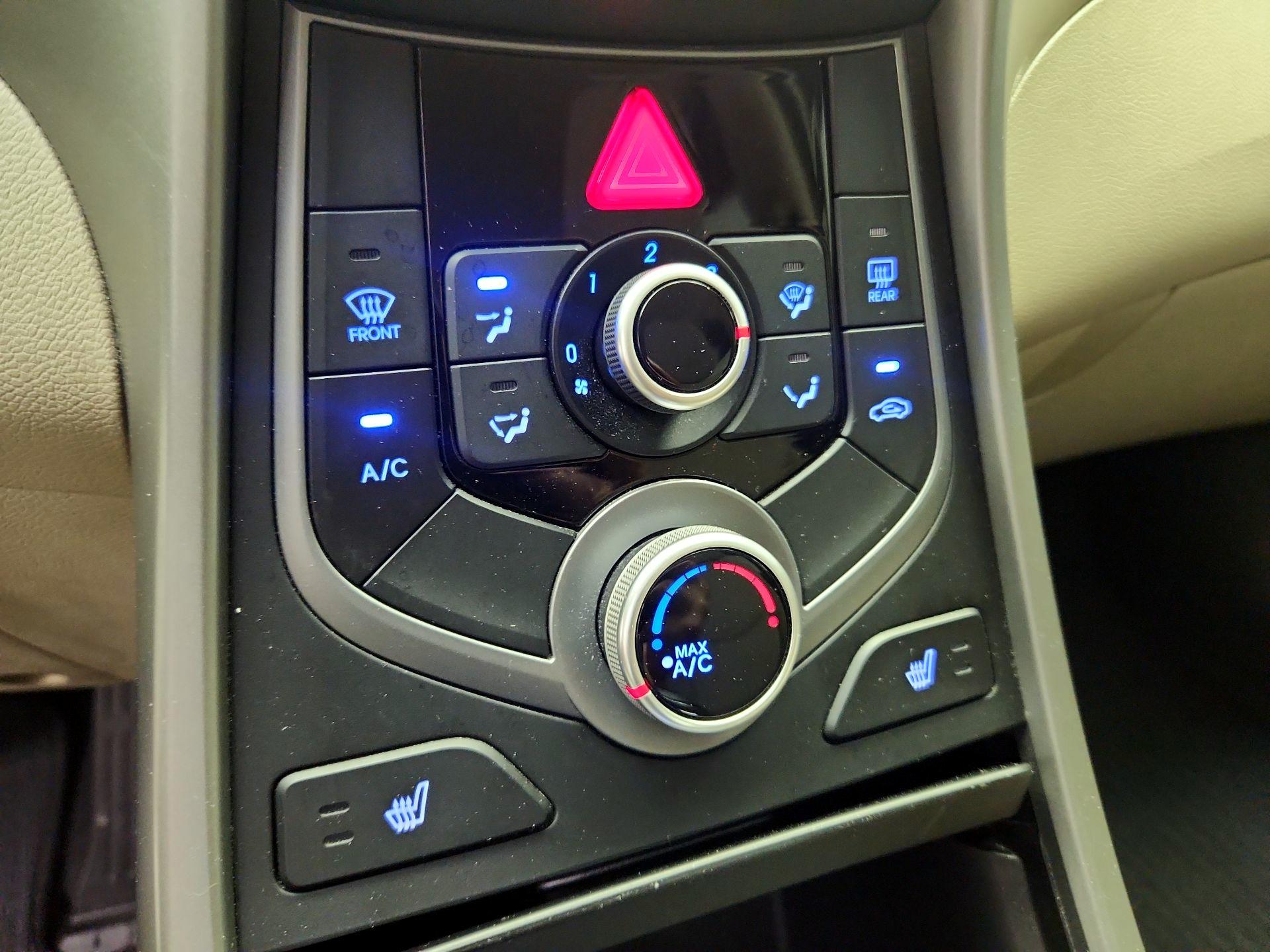Thumbnail: 2014 Hyundai Elantra - 16