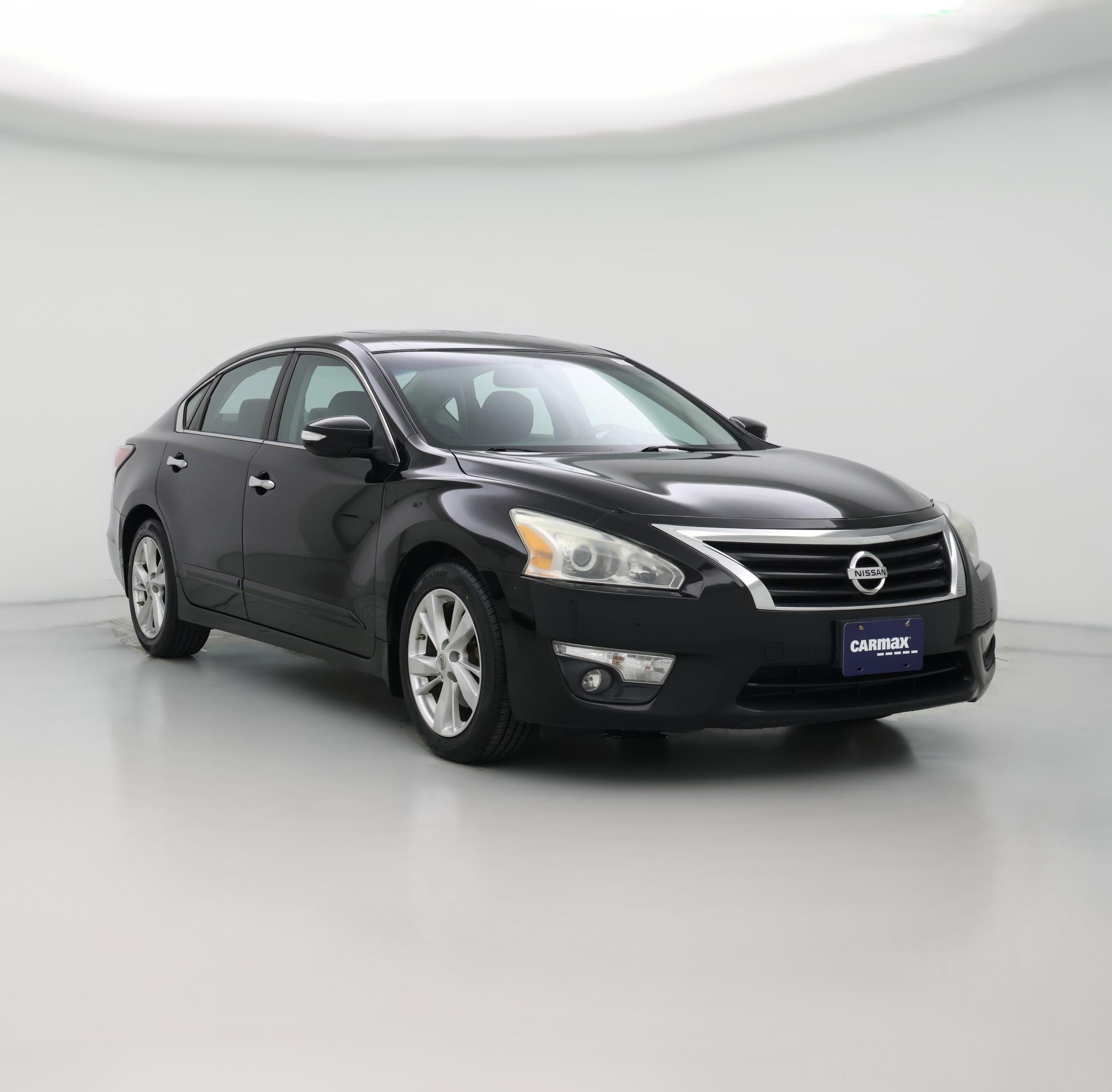 Thumbnail: 2015 Nissan Altima - 1