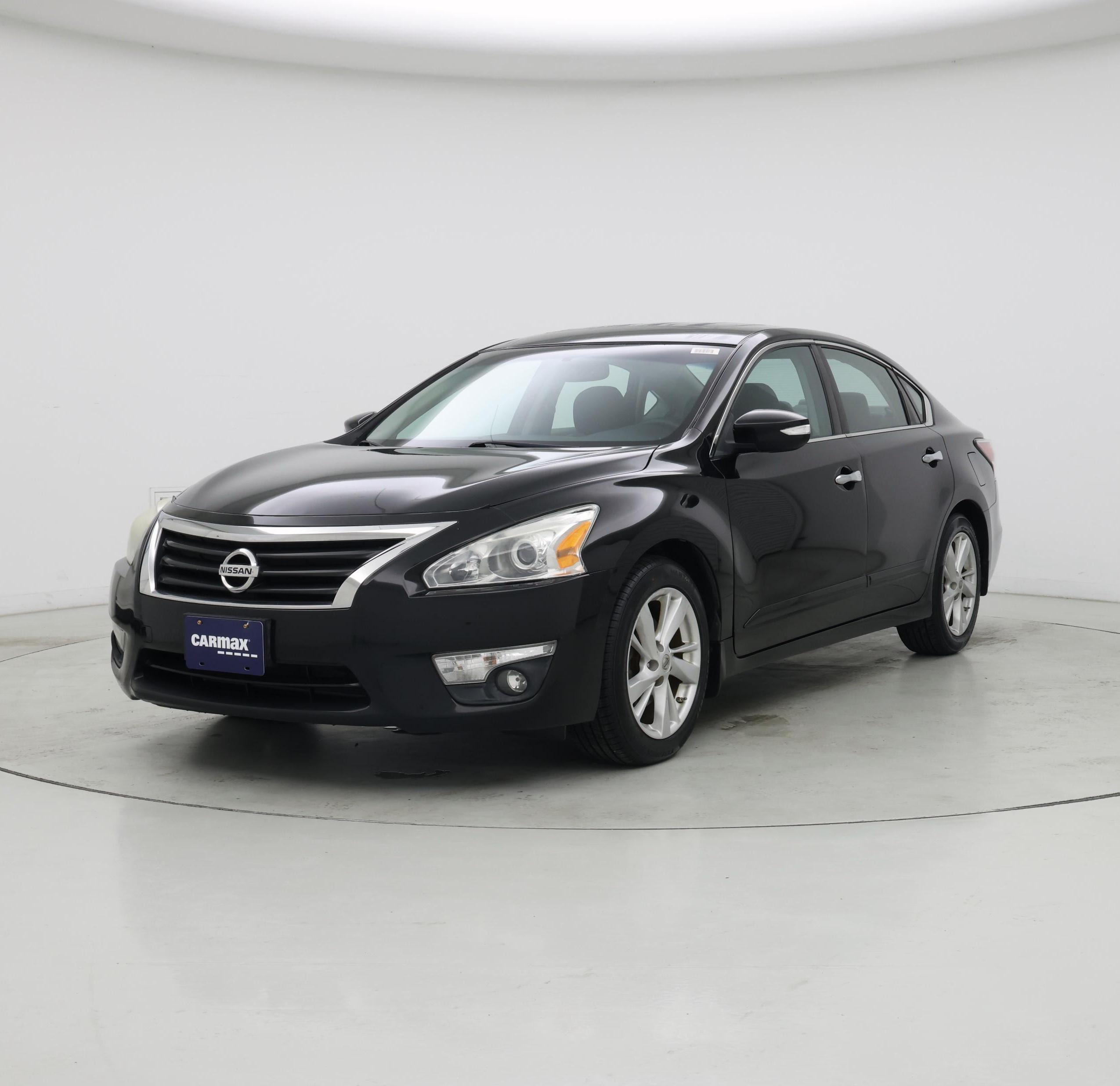 Thumbnail: 2015 Nissan Altima - 4