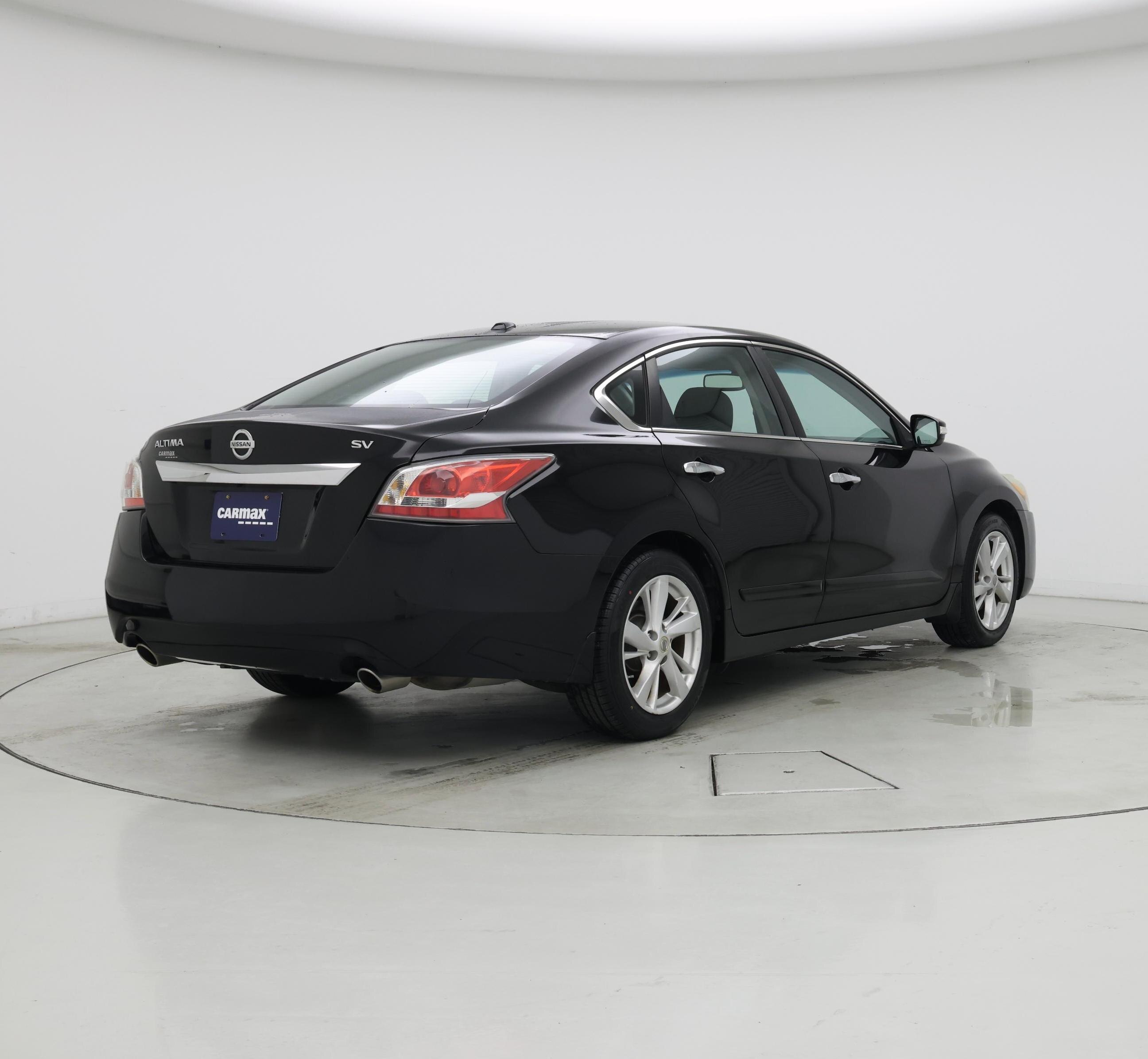 Thumbnail: 2015 Nissan Altima - 8