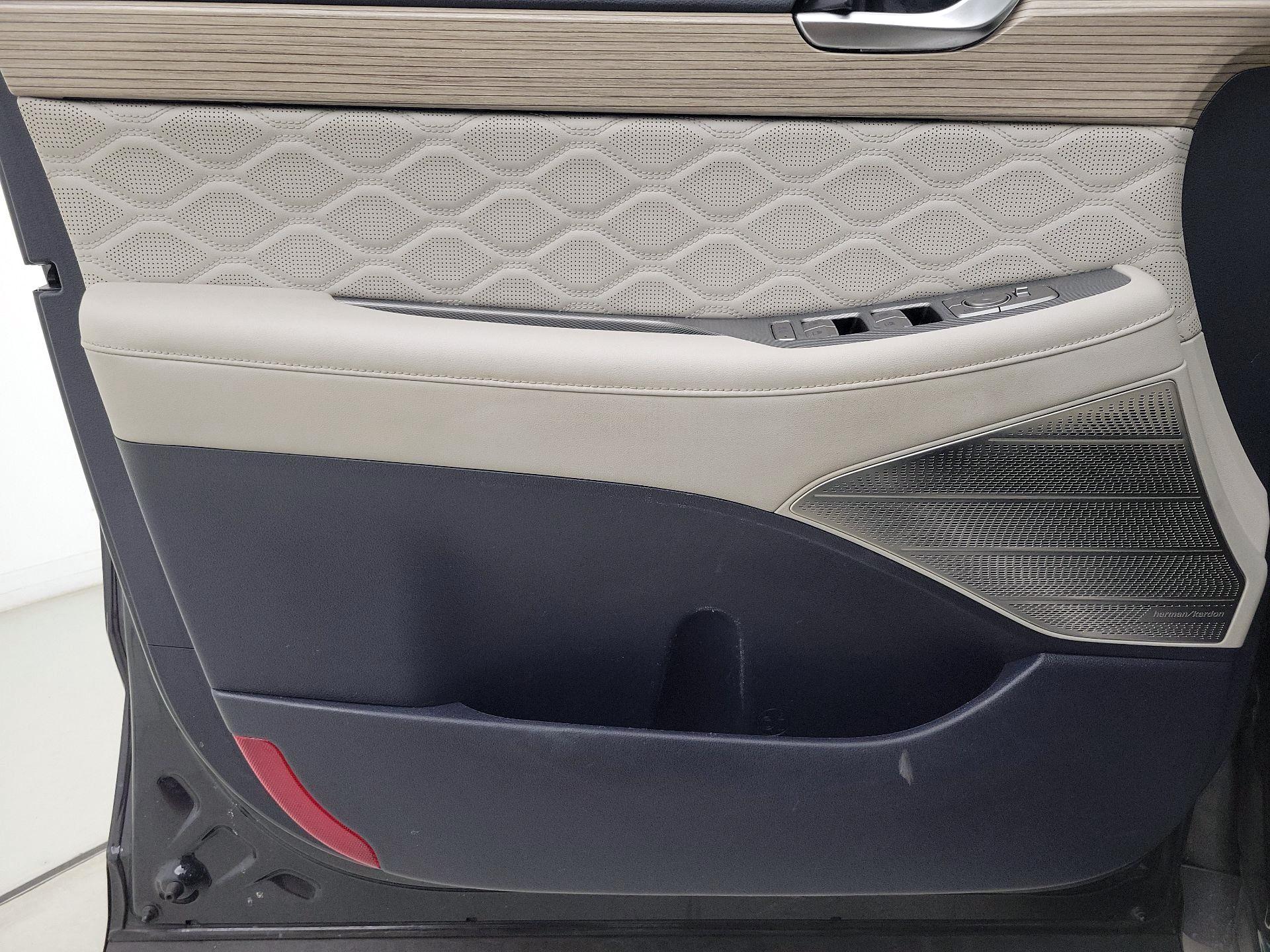 Thumbnail: 2021 Hyundai Palisade - 12