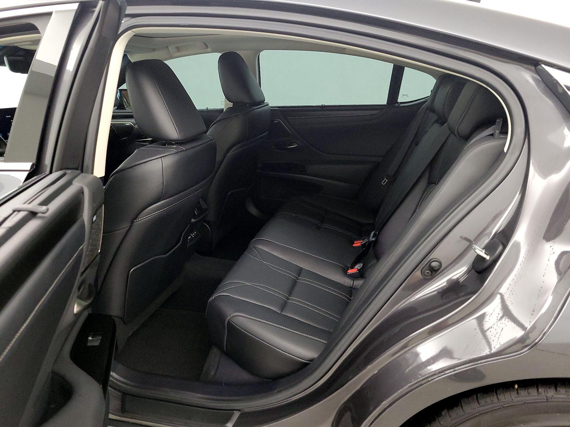 Thumbnail: 2025 Lexus ES - 20