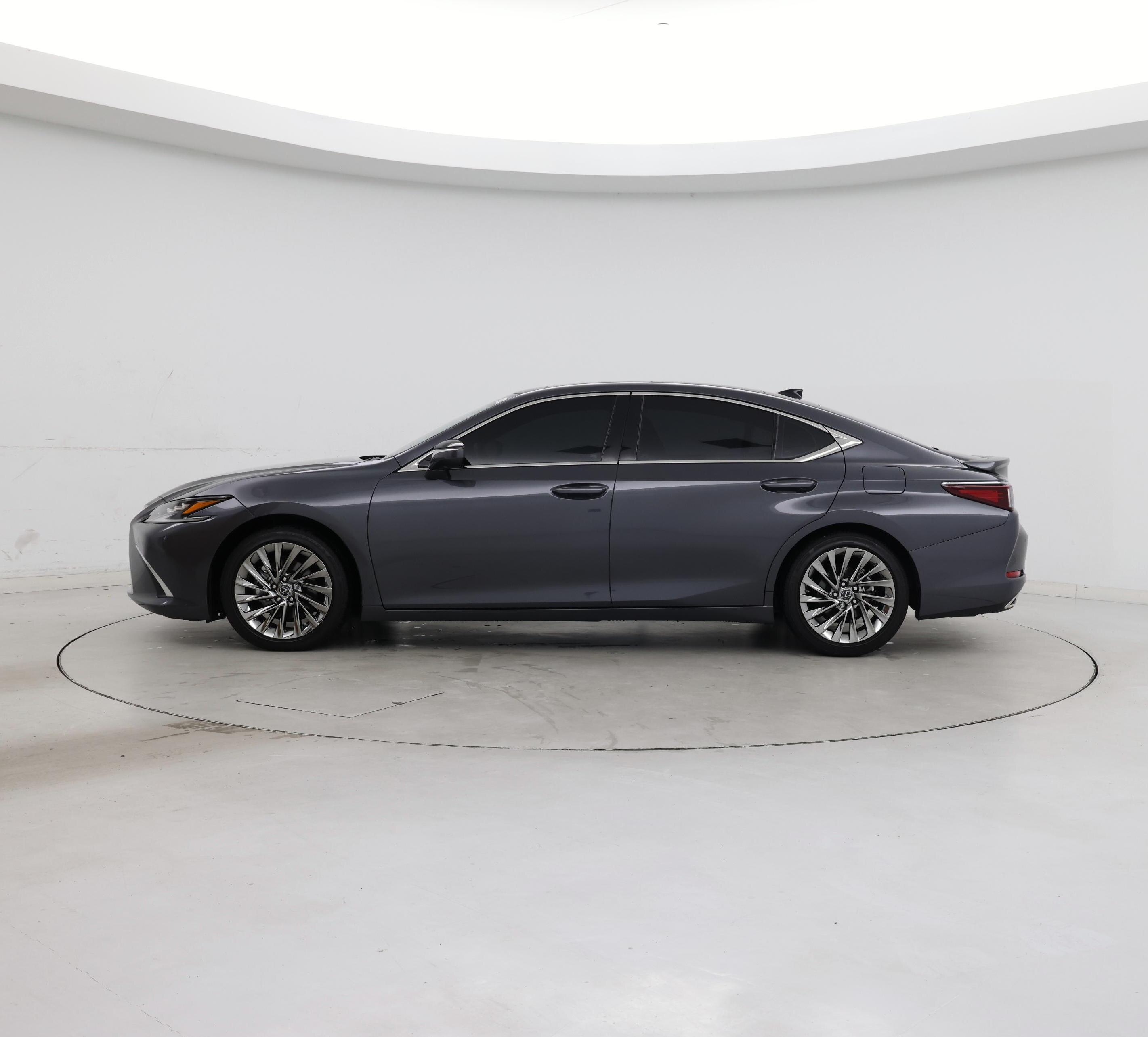 Thumbnail: 2025 Lexus ES - 3