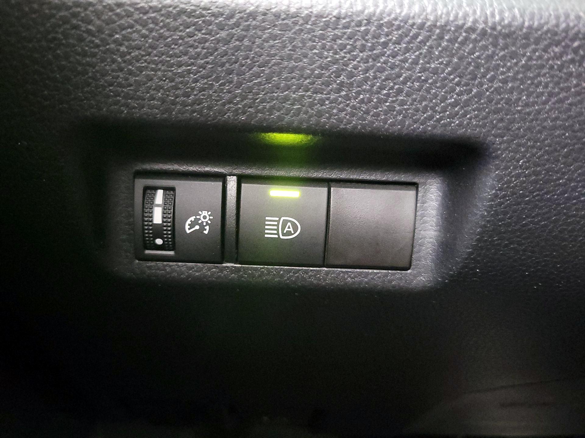 Thumbnail: 2023 Toyota RAV4 - 13