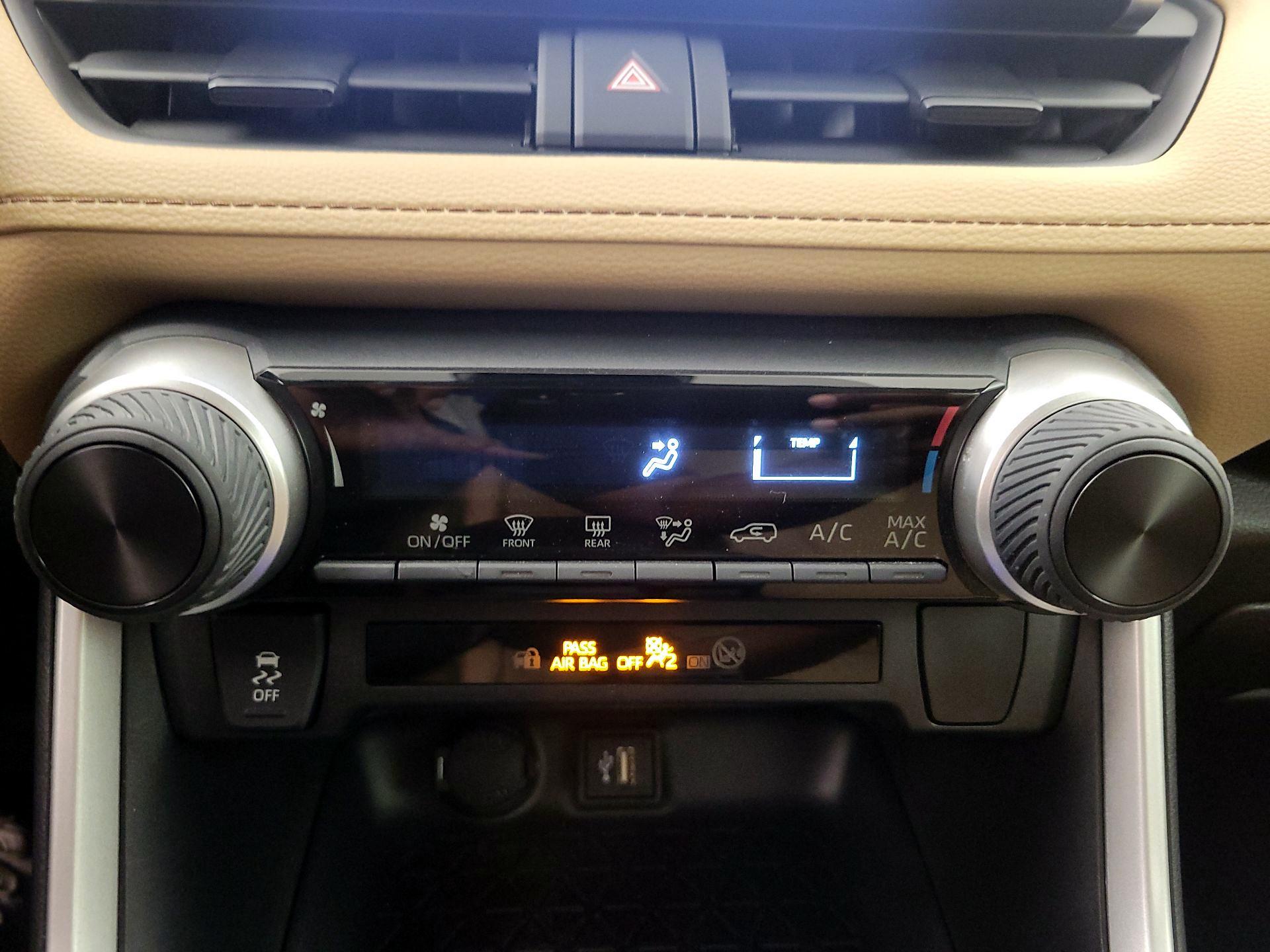 Thumbnail: 2023 Toyota RAV4 - 16