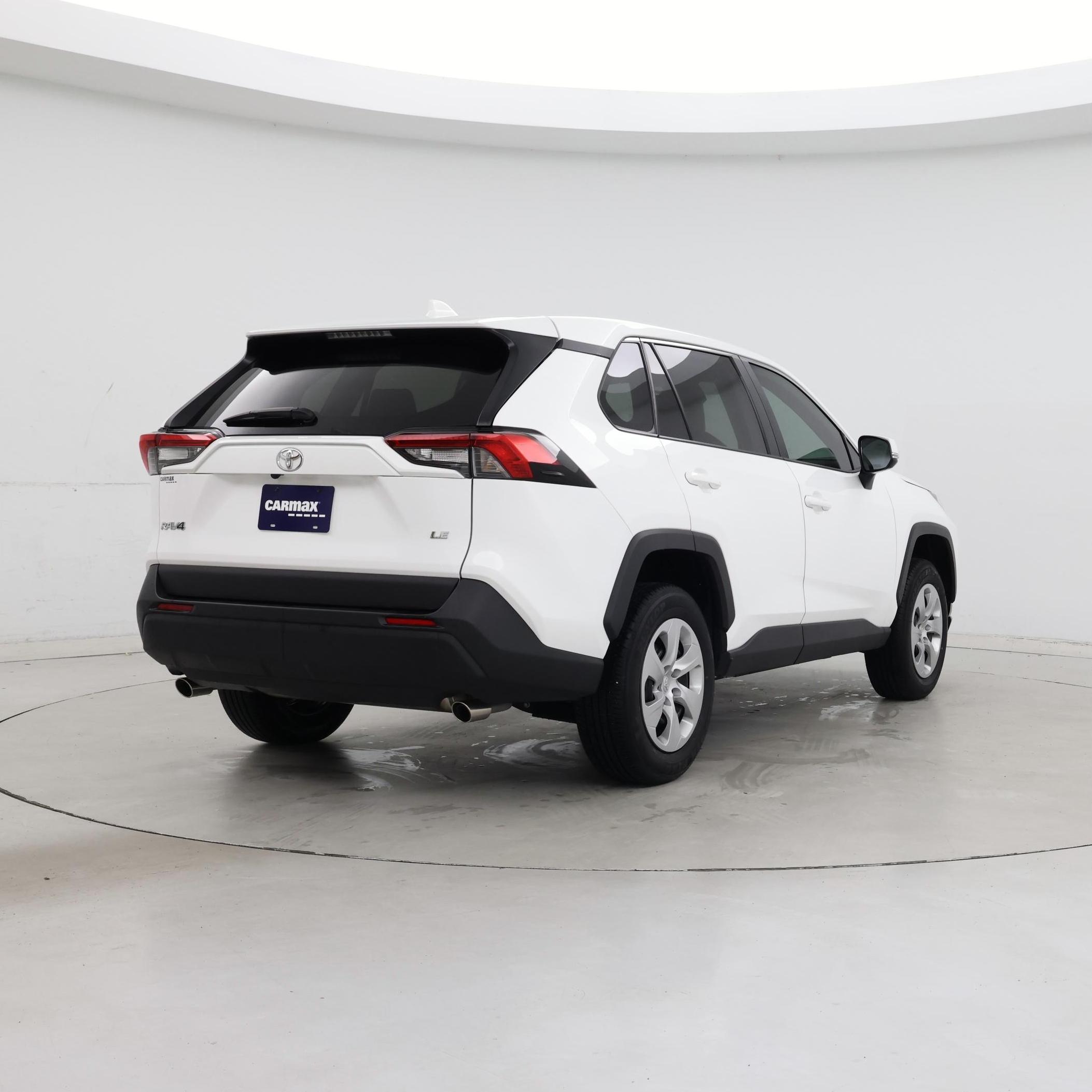 Thumbnail: 2023 Toyota RAV4 - 8