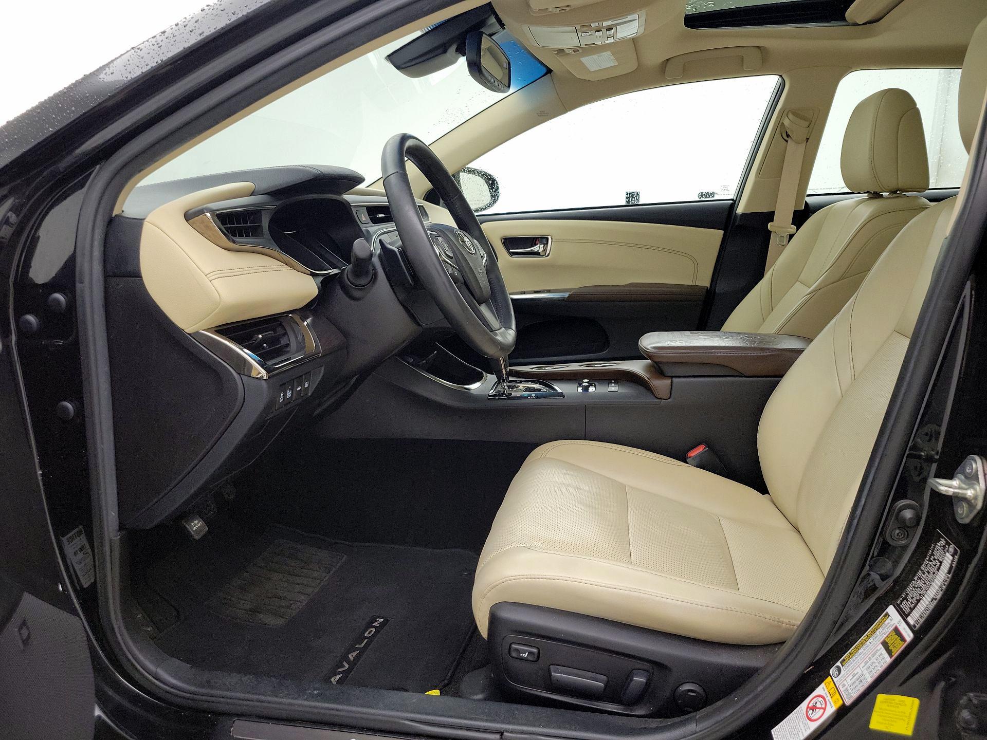 Thumbnail: 2016 Toyota Avalon - 11