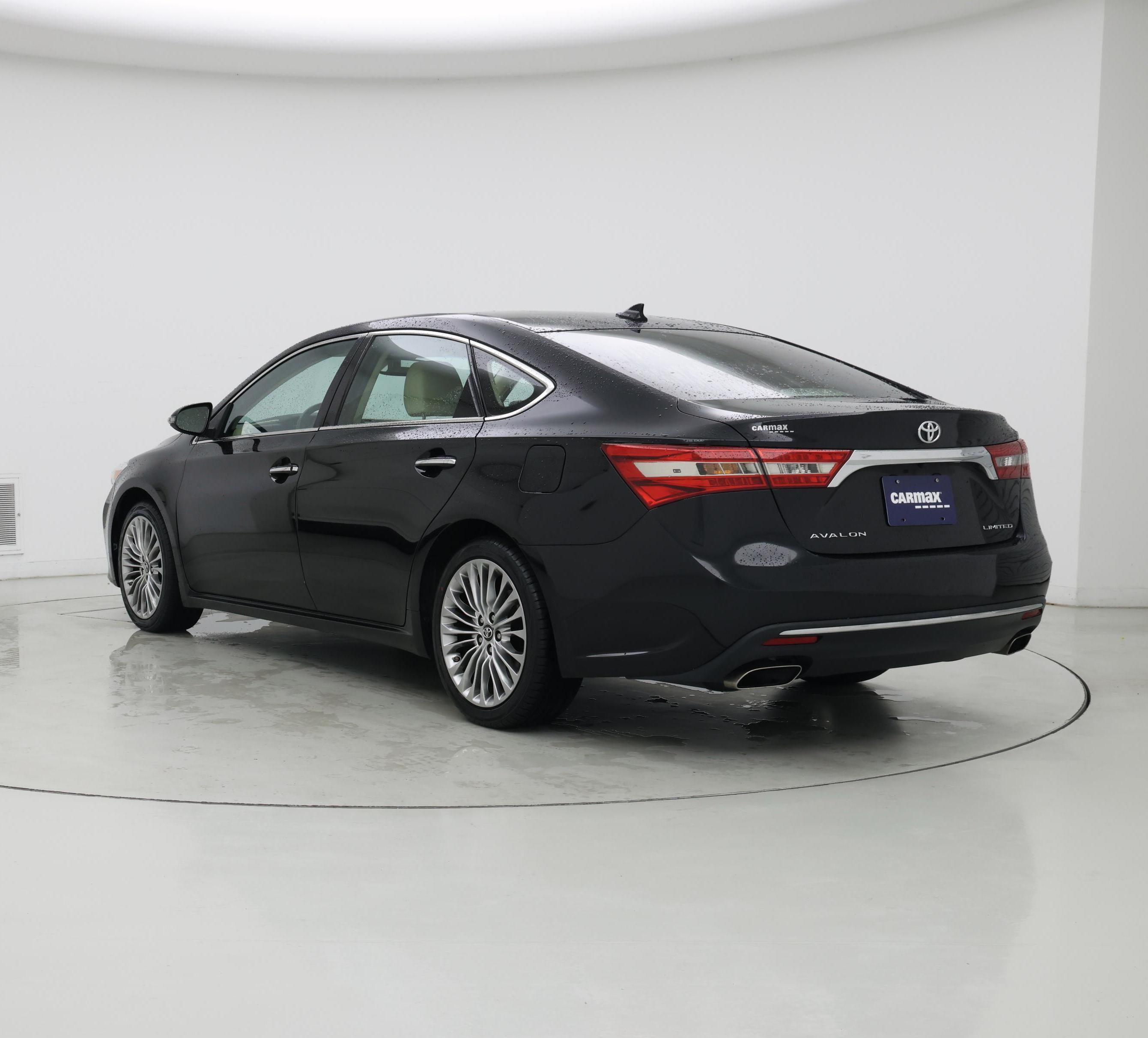 Thumbnail: 2016 Toyota Avalon - 2