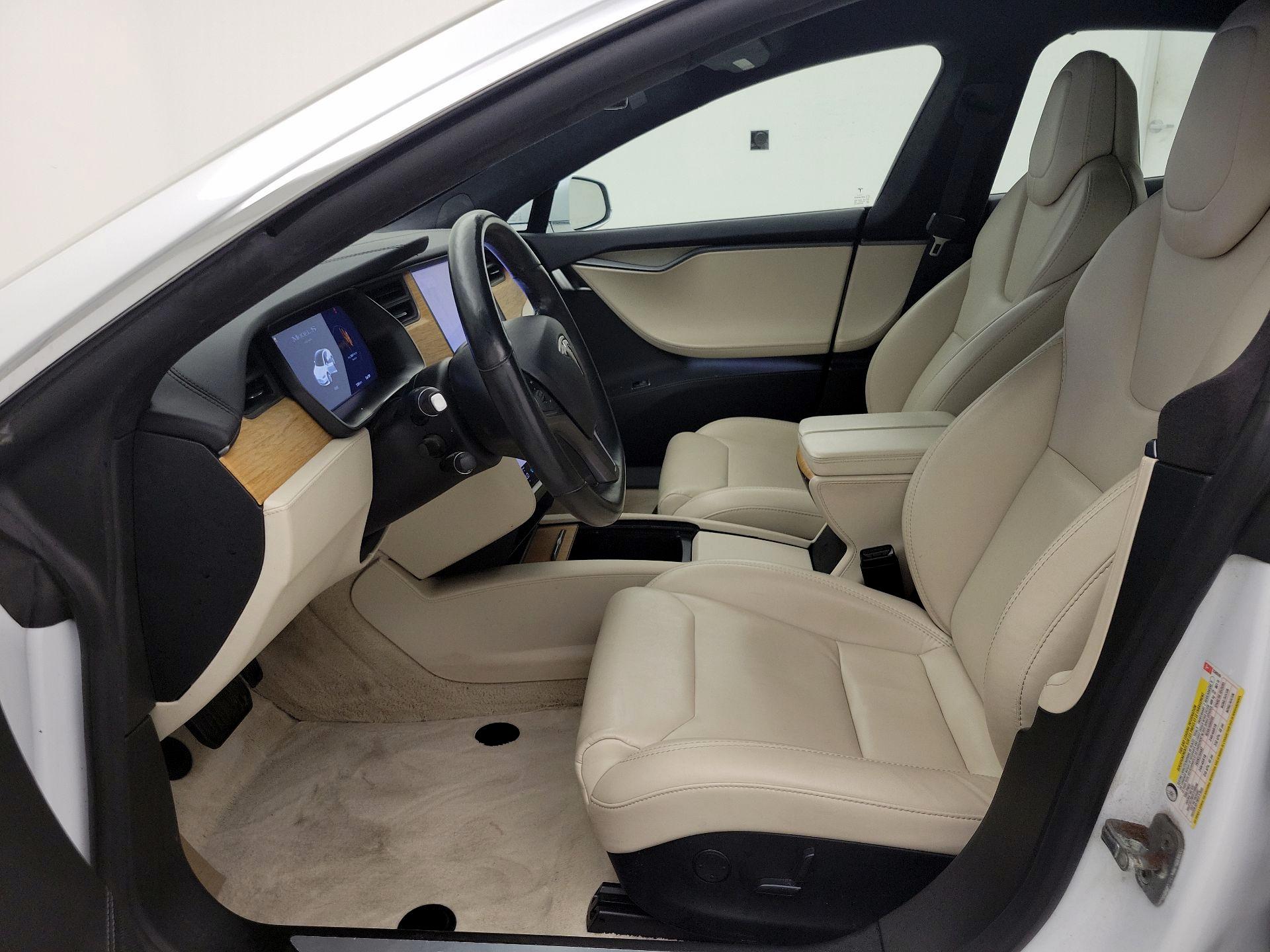 Thumbnail: 2019 Tesla Model S - 11