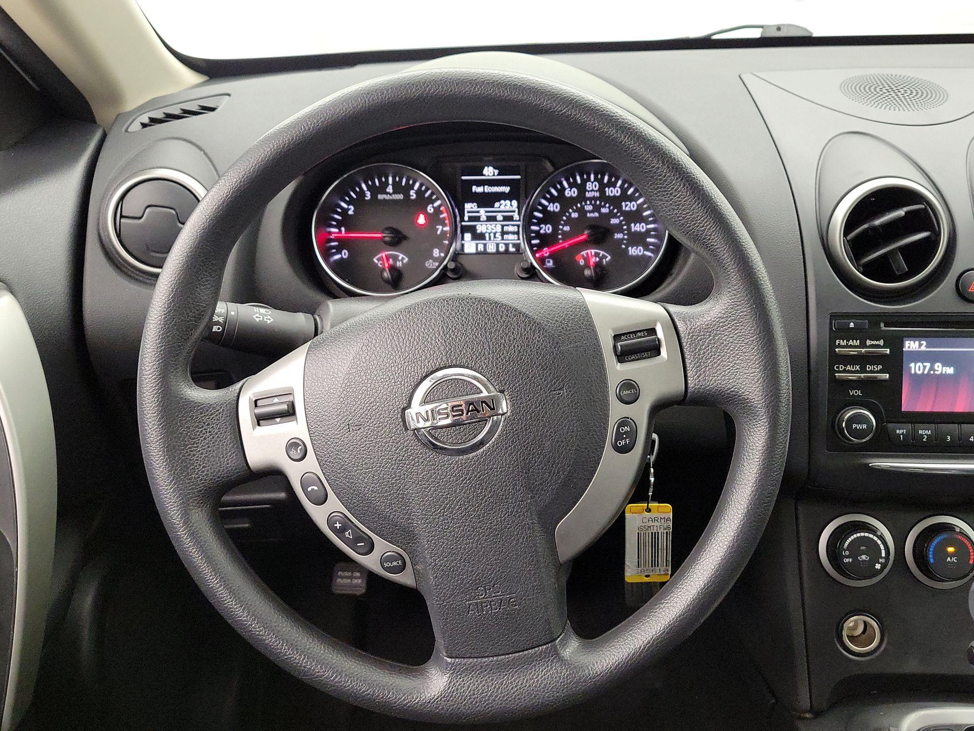 Thumbnail: 2015 Nissan Rogue - 10