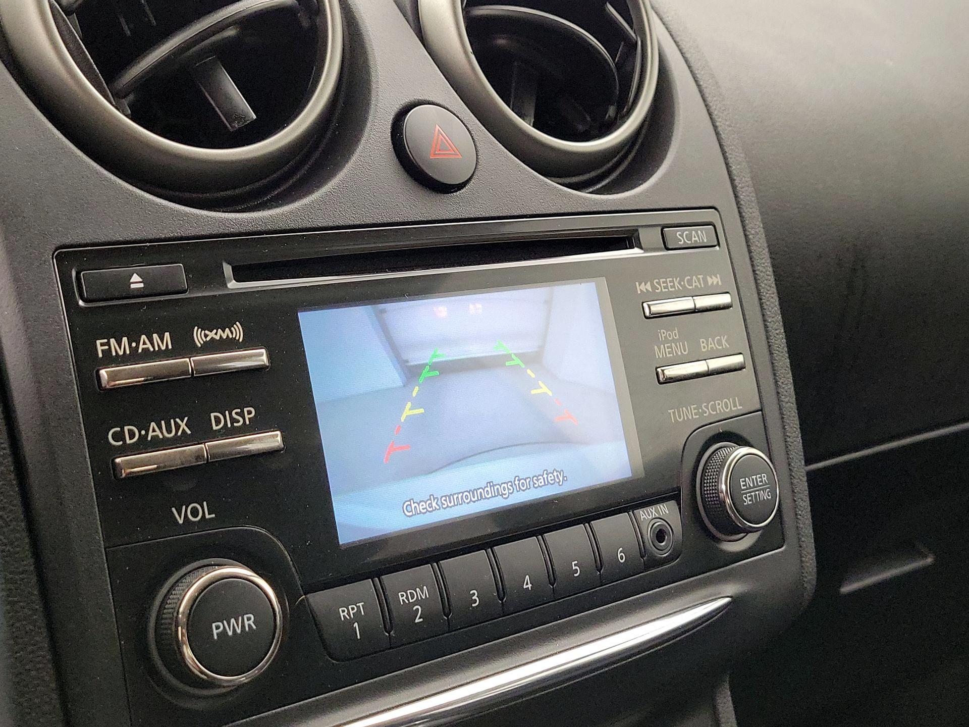 Thumbnail: 2015 Nissan Rogue - 14