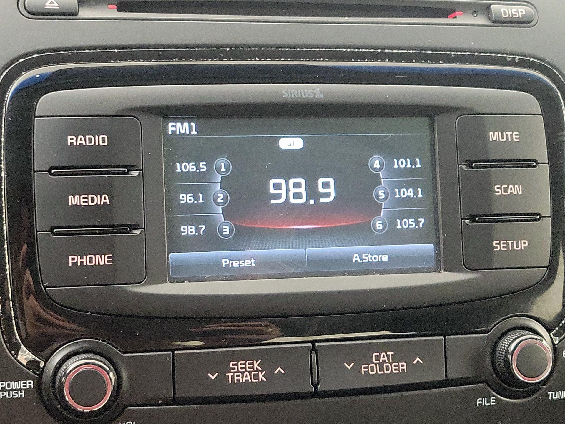 Thumbnail: 2017 Kia Forte - 15