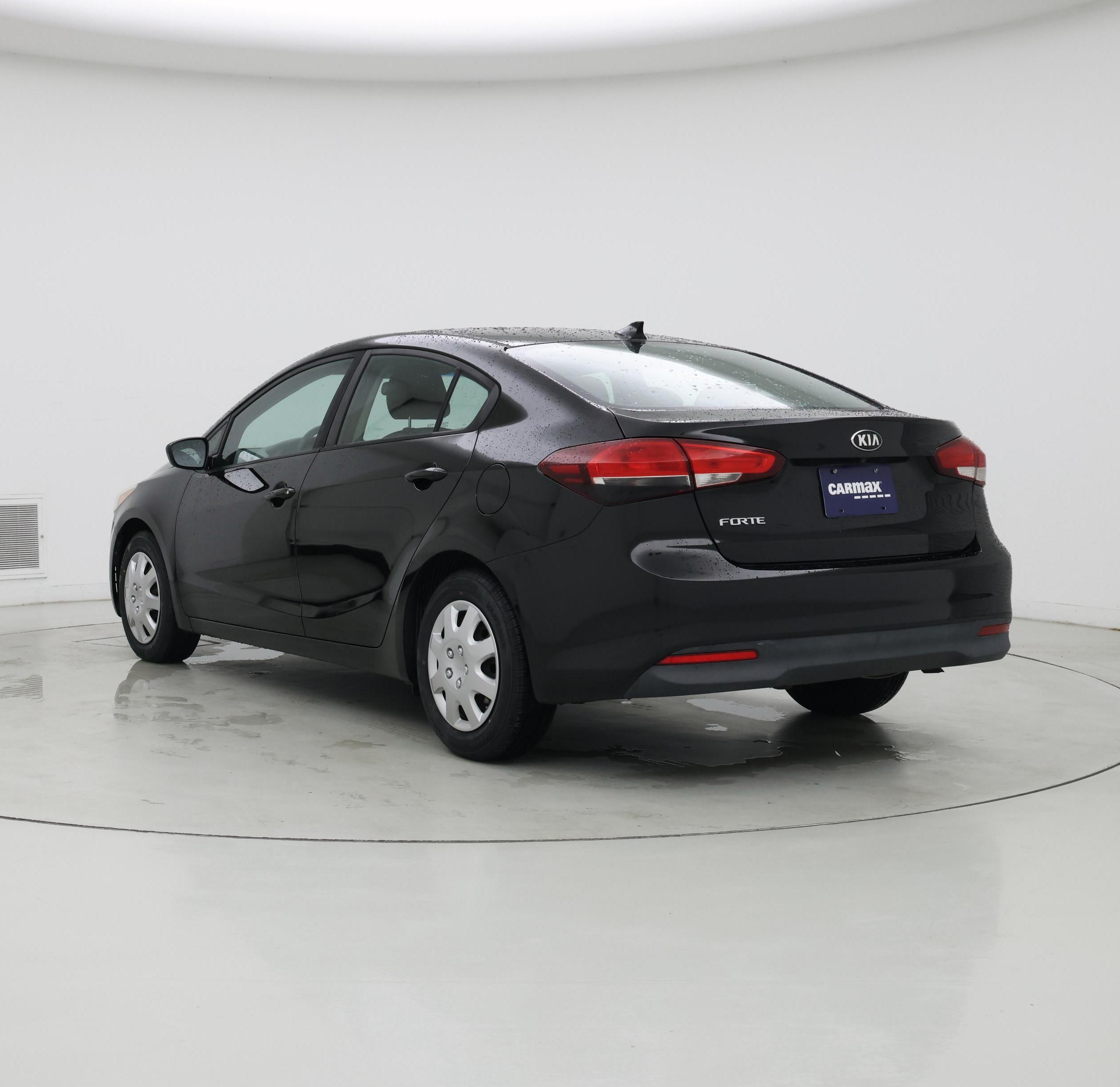 Thumbnail: 2017 Kia Forte - 2