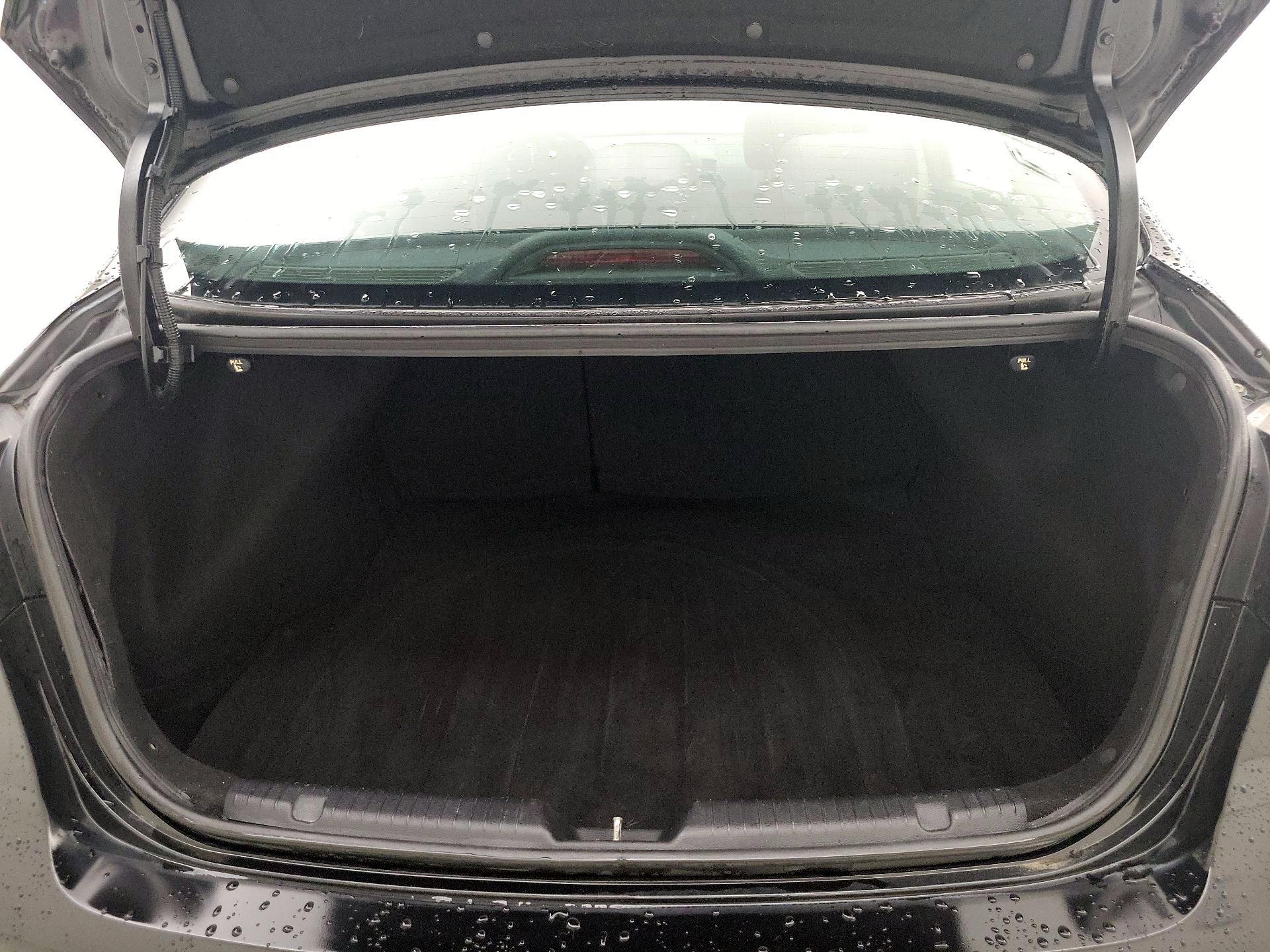 Thumbnail: 2017 Kia Forte - 20