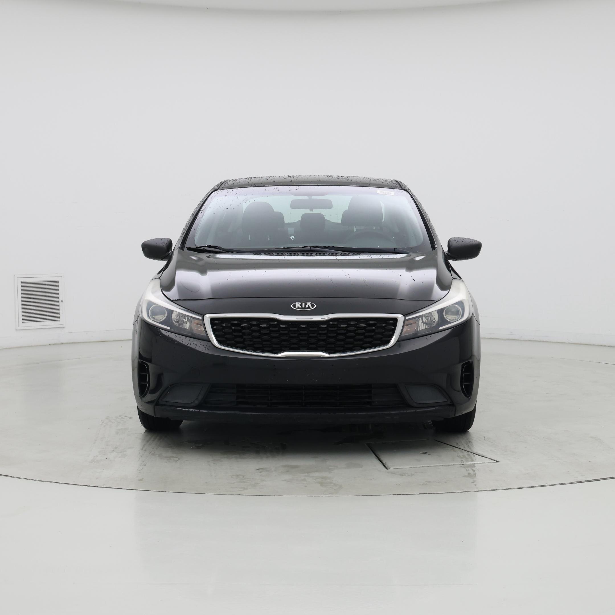 Thumbnail: 2017 Kia Forte - 5