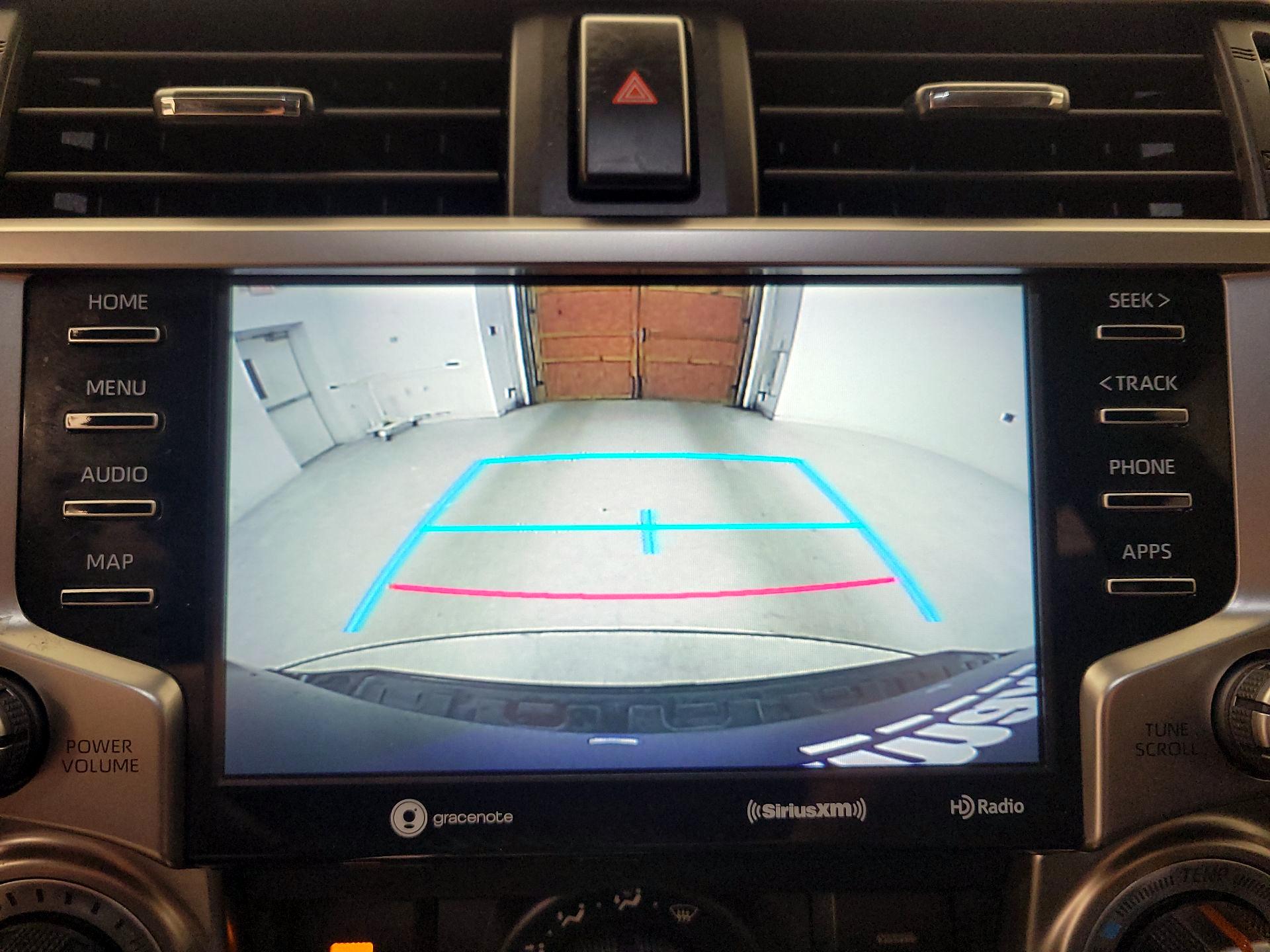 Thumbnail: 2021 Toyota 4Runner - 15