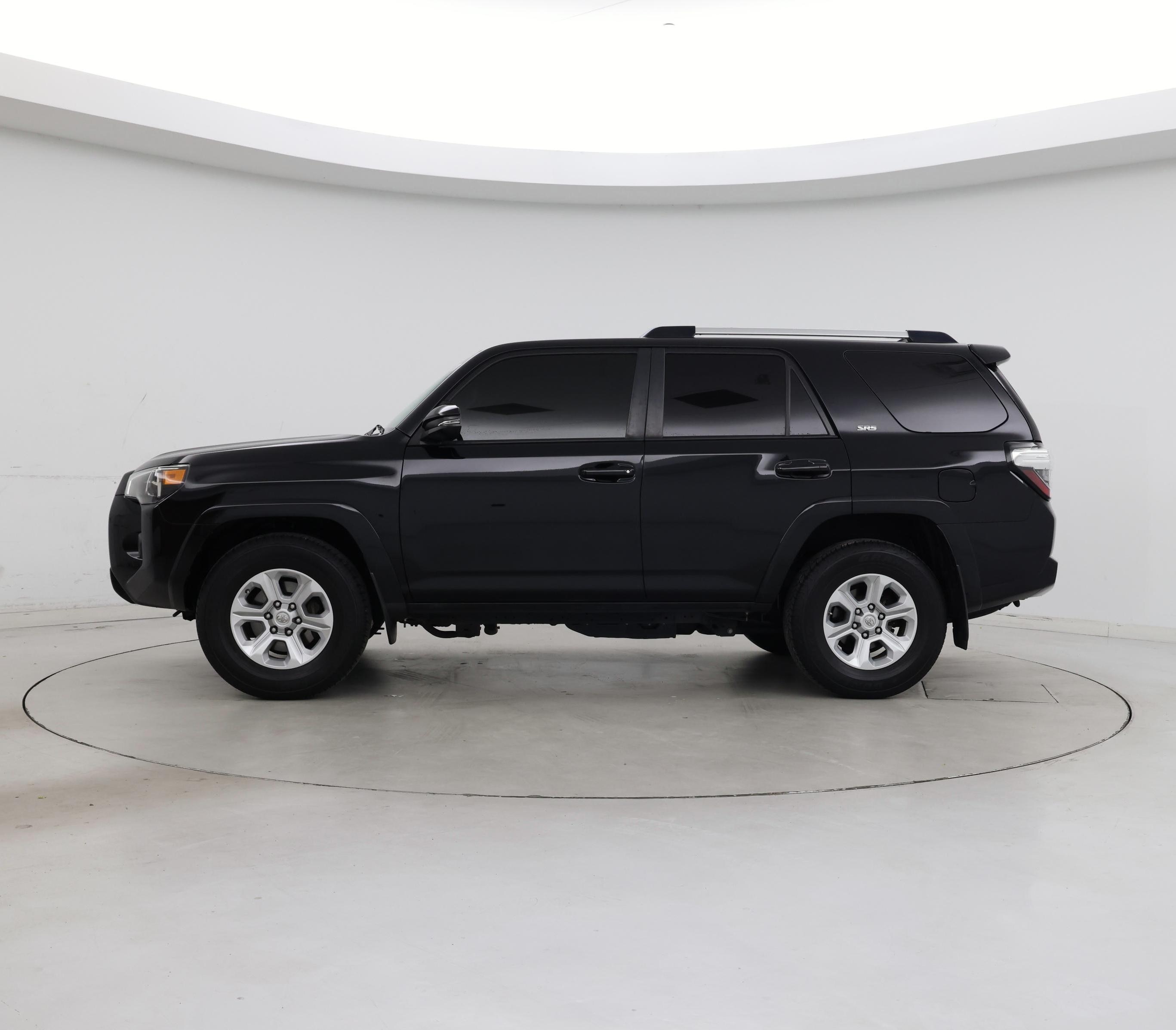 Thumbnail: 2021 Toyota 4Runner - 3