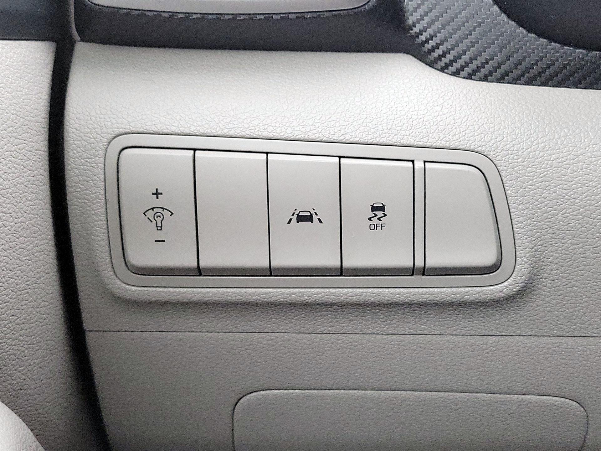 Thumbnail: 2020 Hyundai Tucson - 13