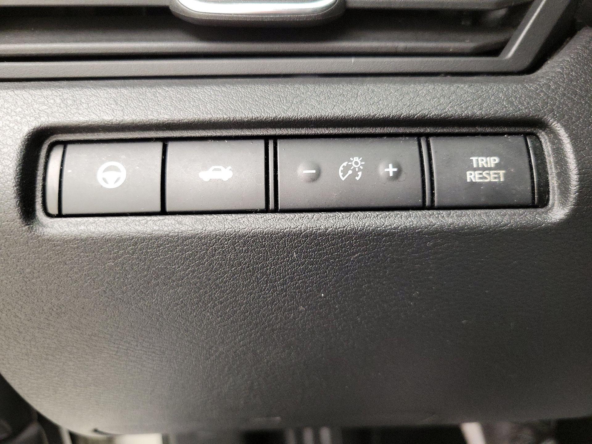 Thumbnail: 2019 Nissan Altima - 13