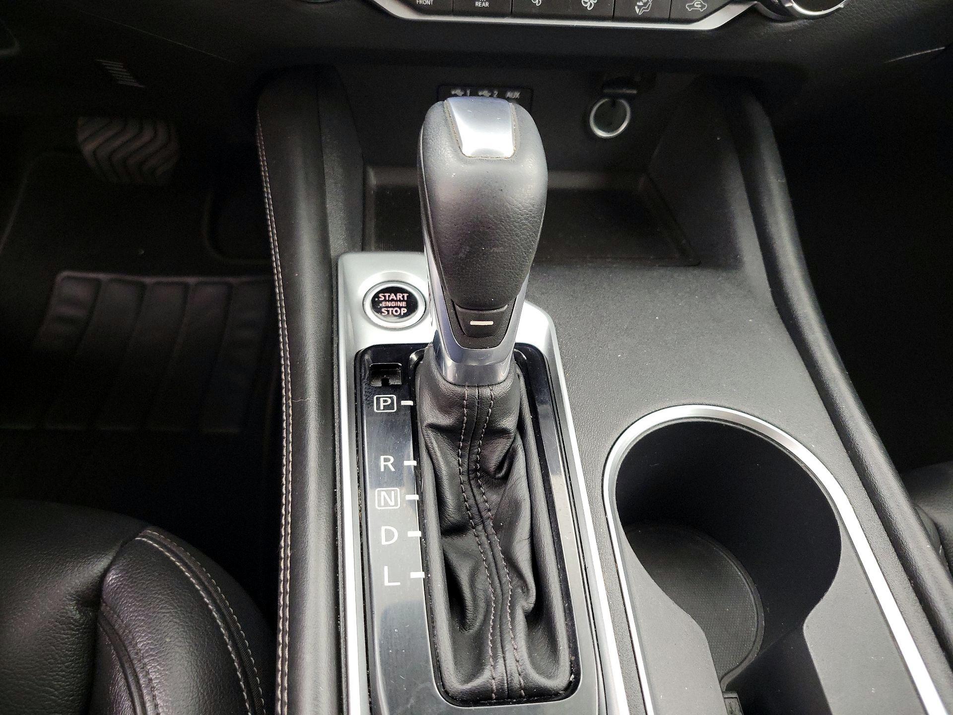 Thumbnail: 2019 Nissan Altima - 18