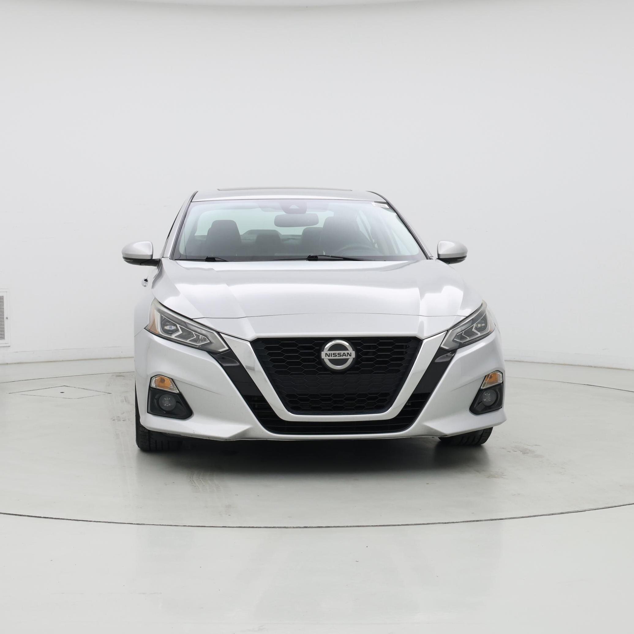 Thumbnail: 2019 Nissan Altima - 5