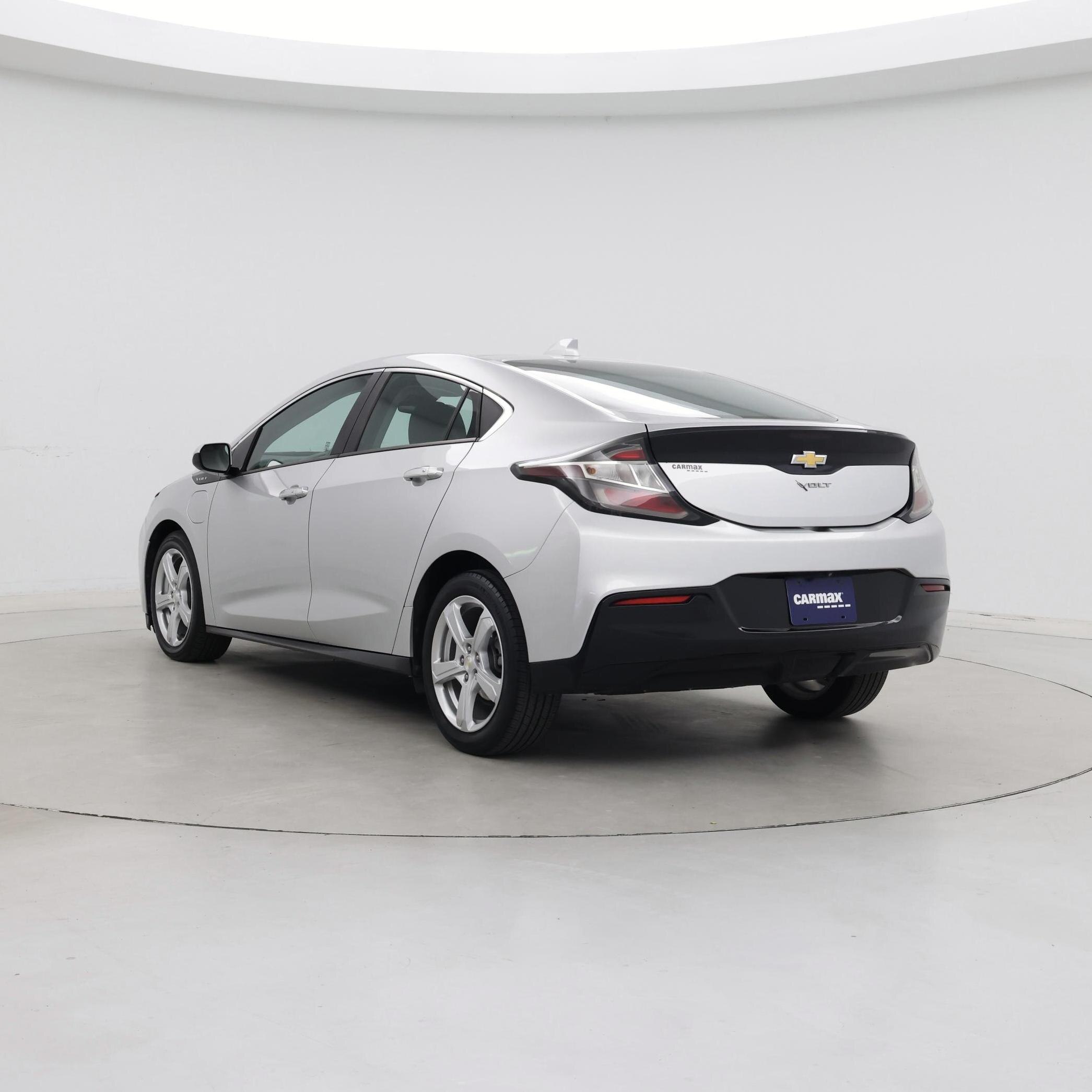 Thumbnail: 2018 Chevrolet Volt - 2