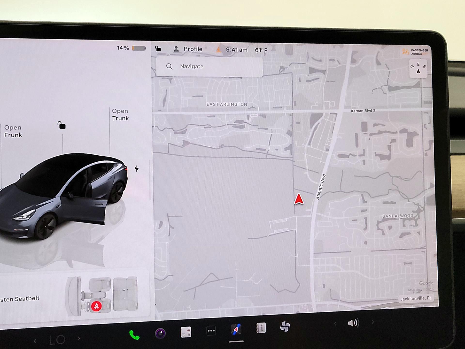 Thumbnail: 2023 Tesla Model 3 - 13