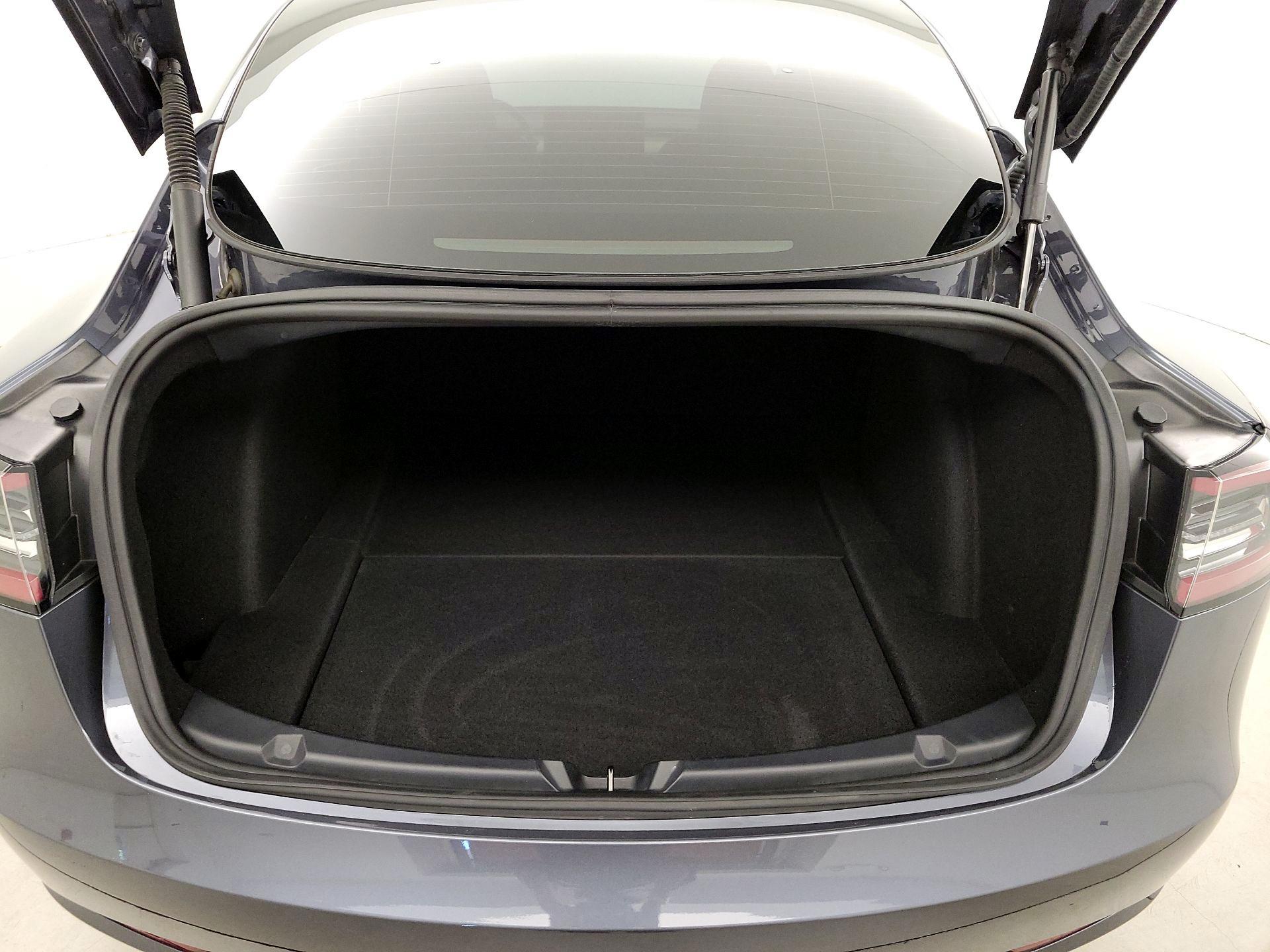 Thumbnail: 2023 Tesla Model 3 - 20