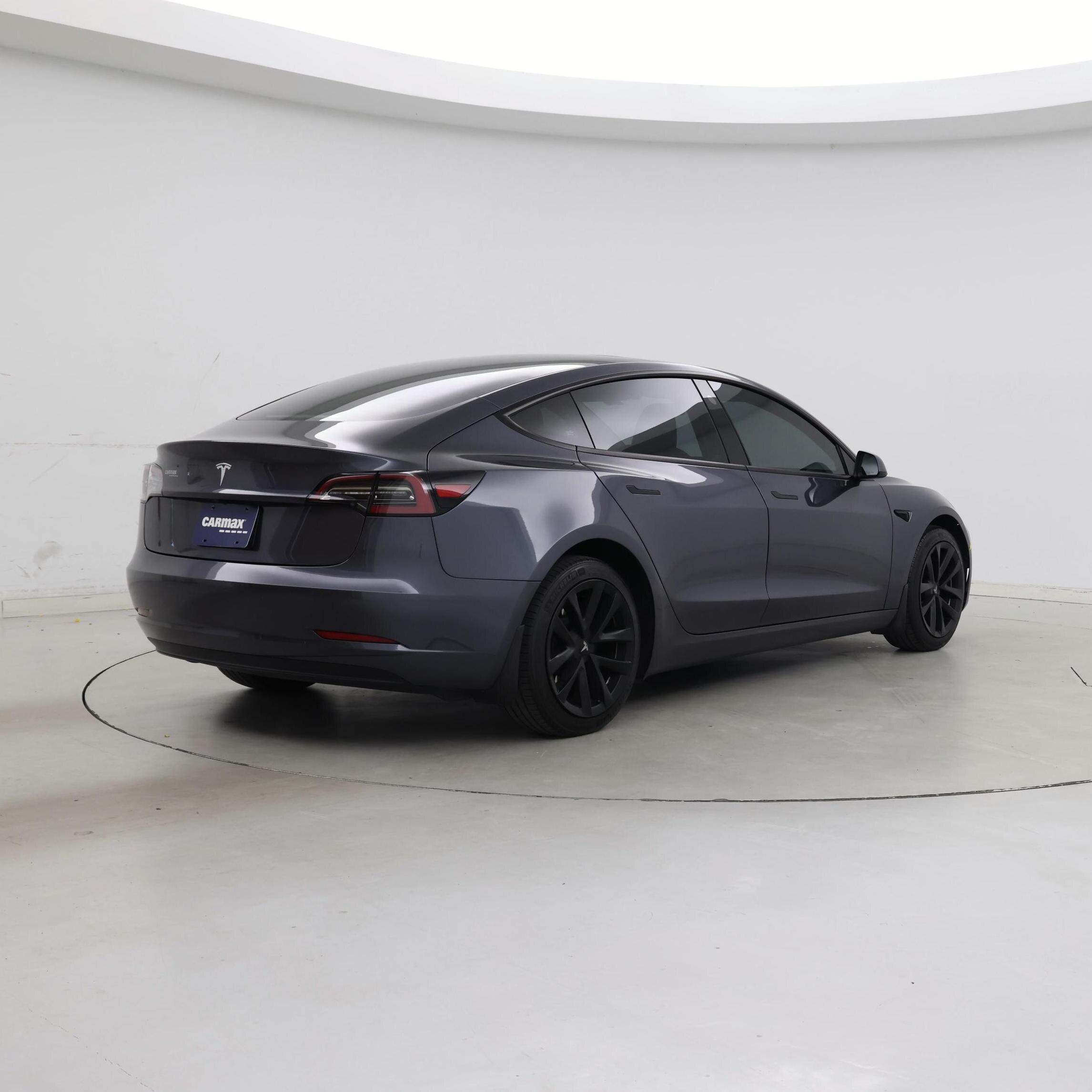 Thumbnail: 2023 Tesla Model 3 - 8