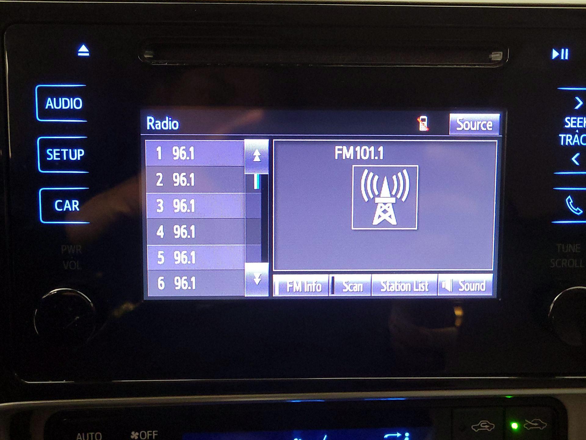 Thumbnail: 2019 Toyota Corolla - 15