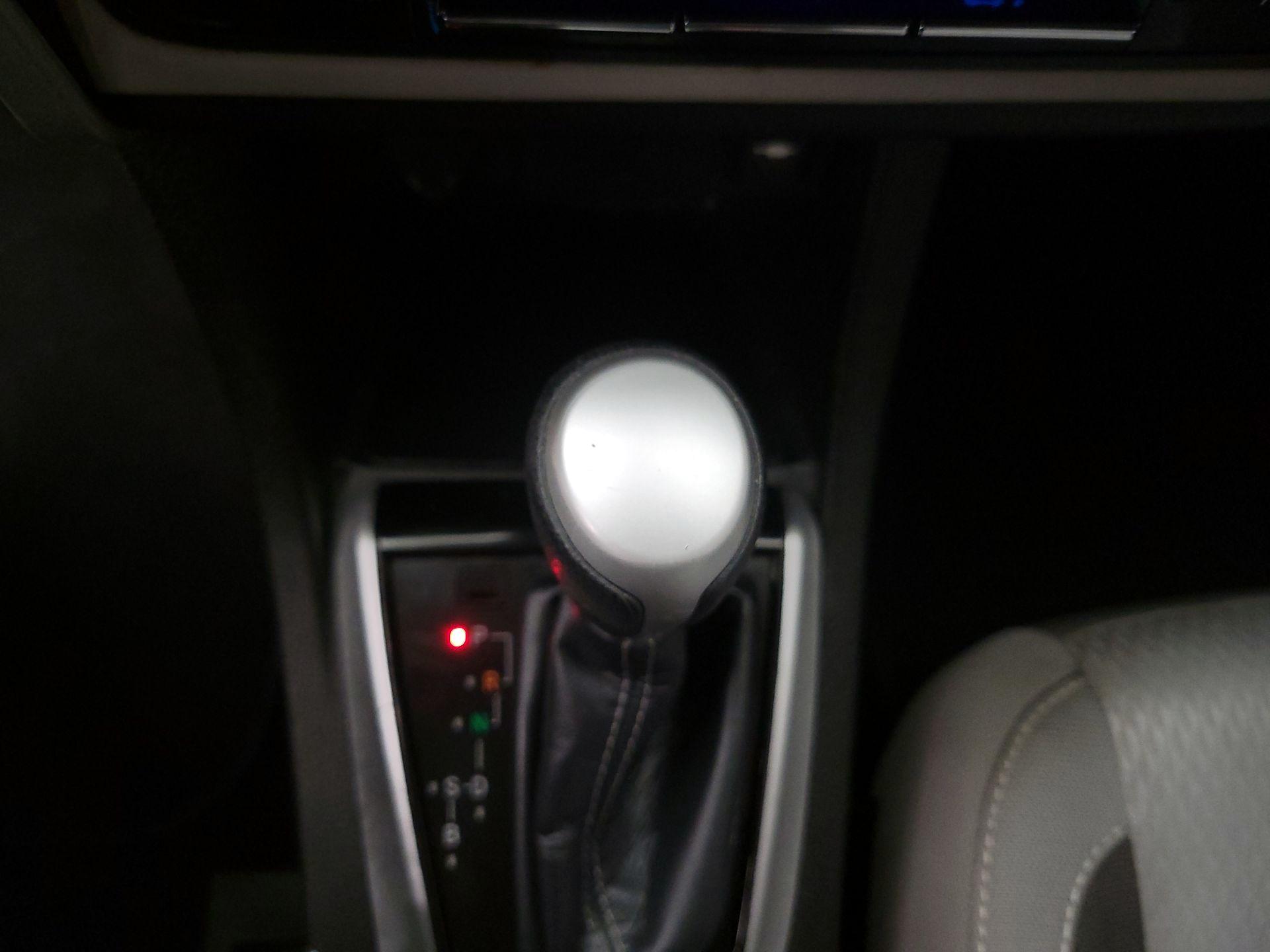 Thumbnail: 2019 Toyota Corolla - 17