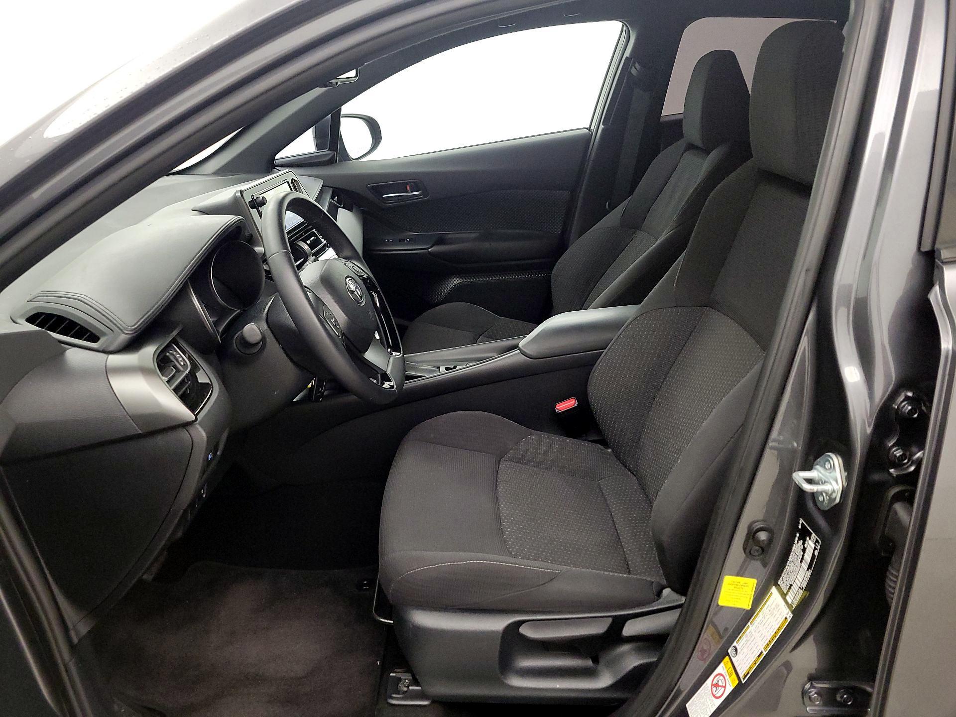 Thumbnail: 2018 Toyota C-HR - 11