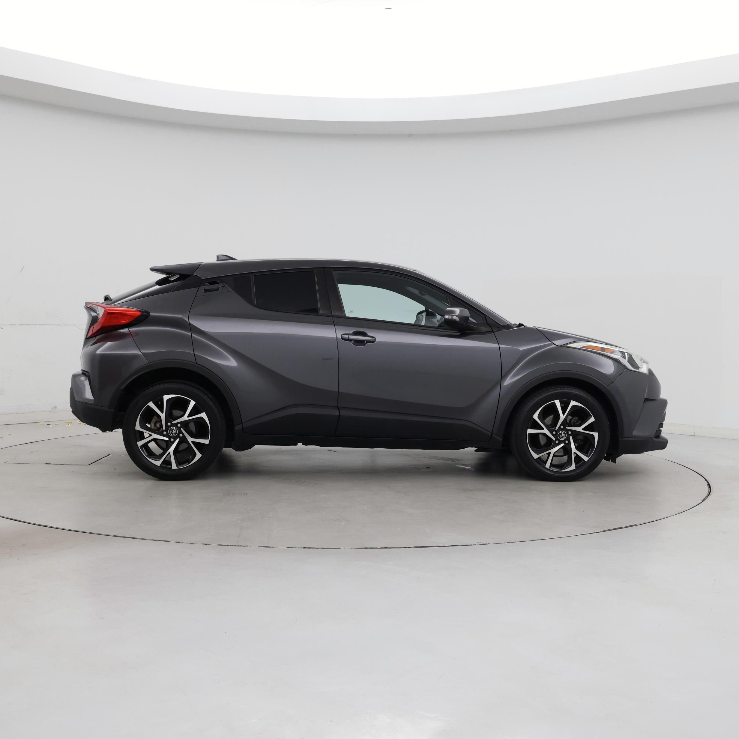 Thumbnail: 2018 Toyota C-HR - 7