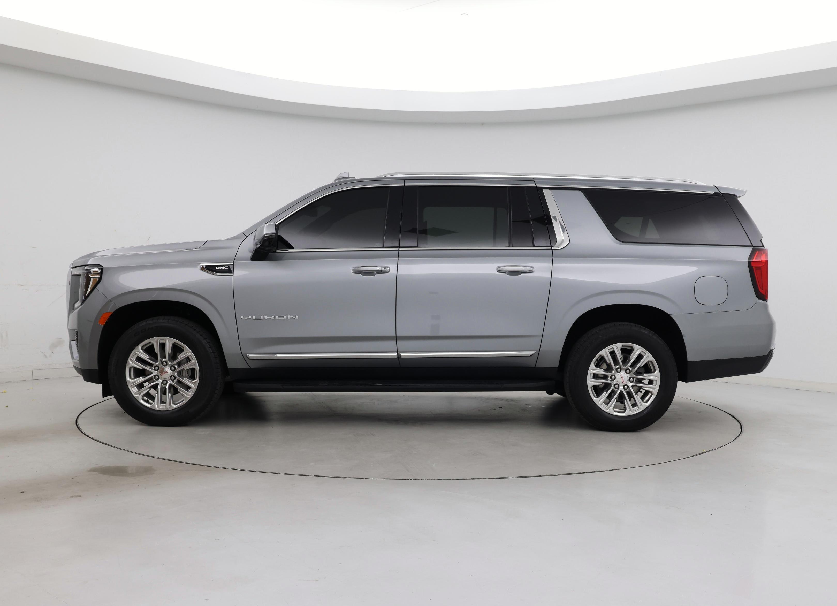 Thumbnail: 2024 GMC Yukon XL - 3