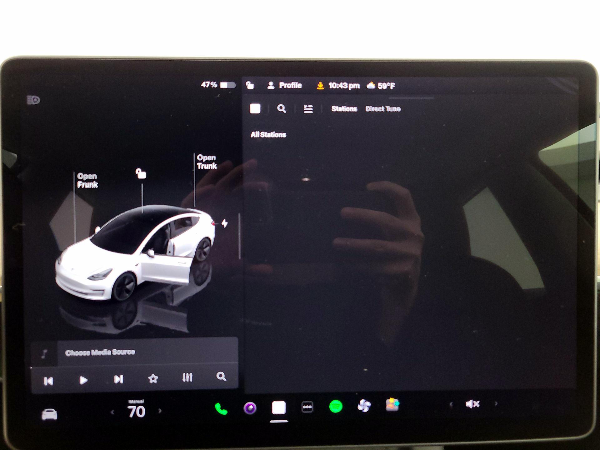 Thumbnail: 2023 Tesla Model 3 - 15