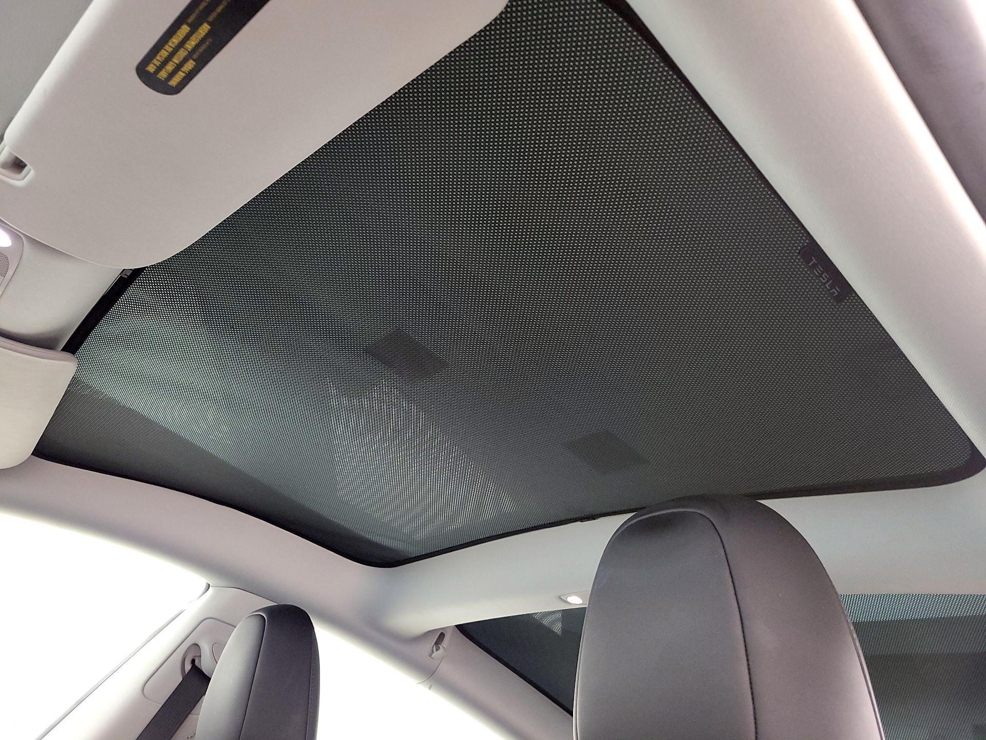 Thumbnail: 2023 Tesla Model 3 - 19