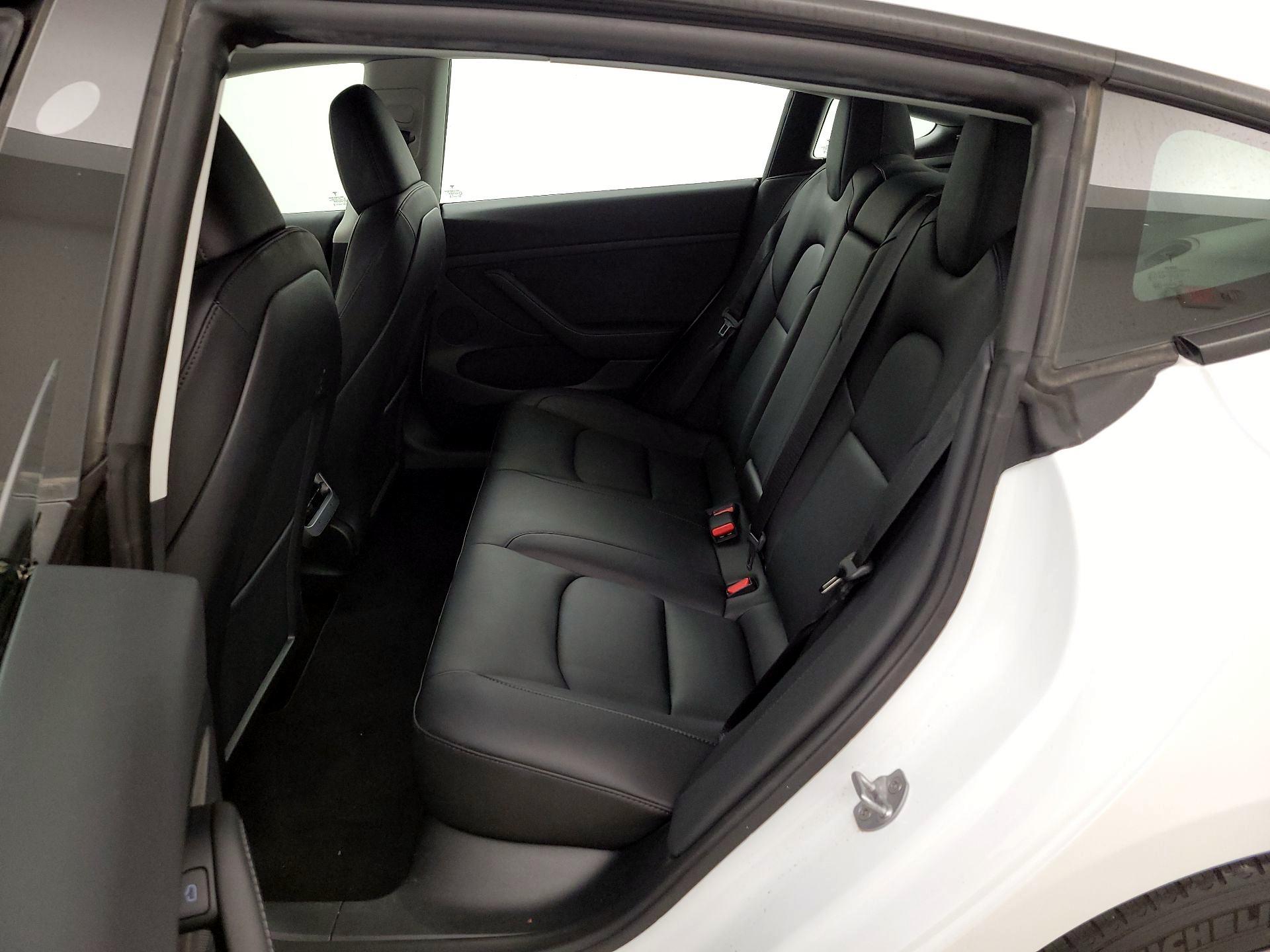 Thumbnail: 2023 Tesla Model 3 - 20