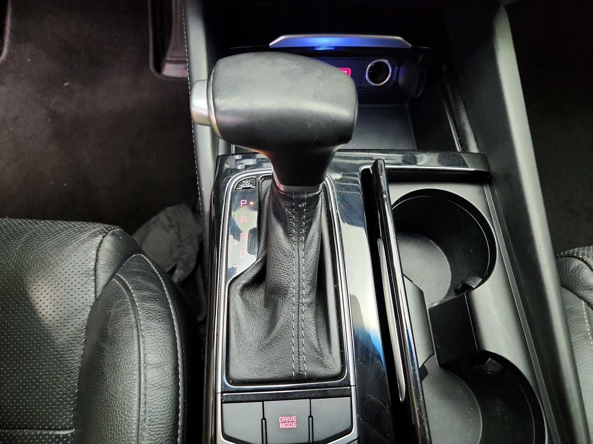 Thumbnail: 2017 Kia Cadenza - 18