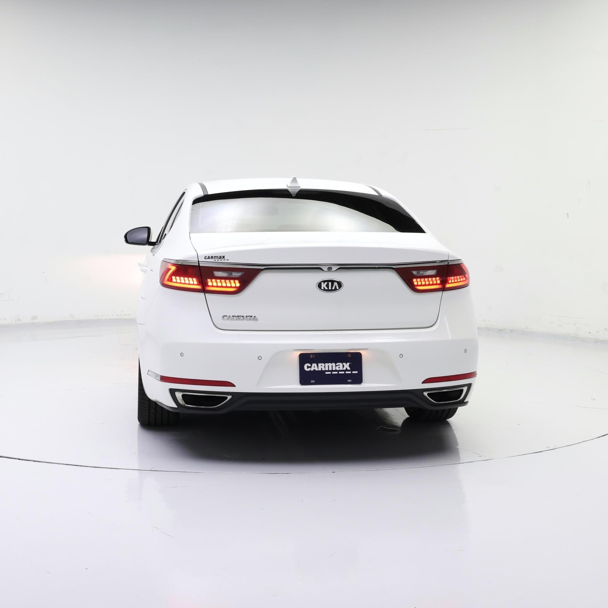 Thumbnail: 2017 Kia Cadenza - 6