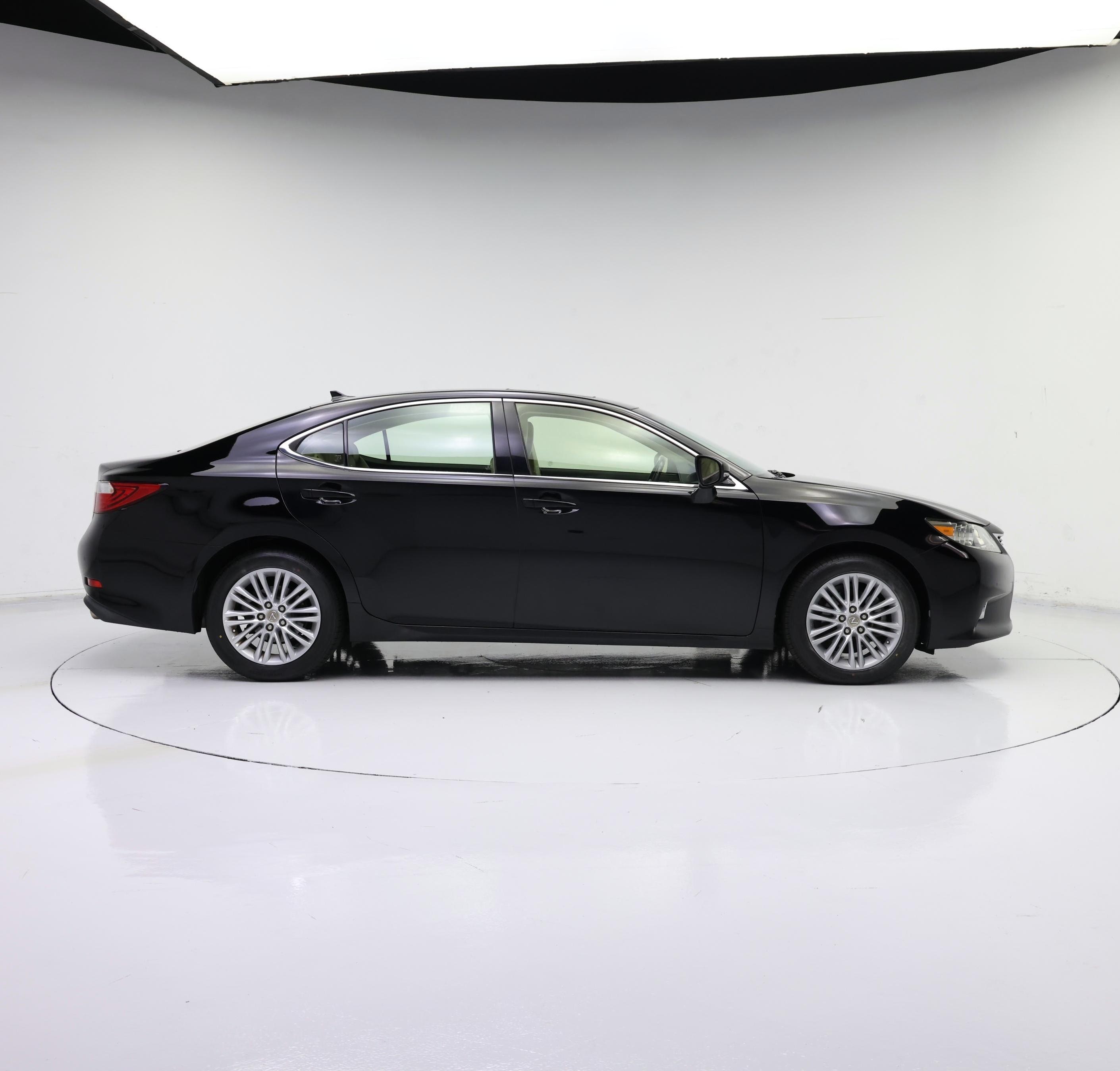 Thumbnail: 2014 Lexus ES - 7