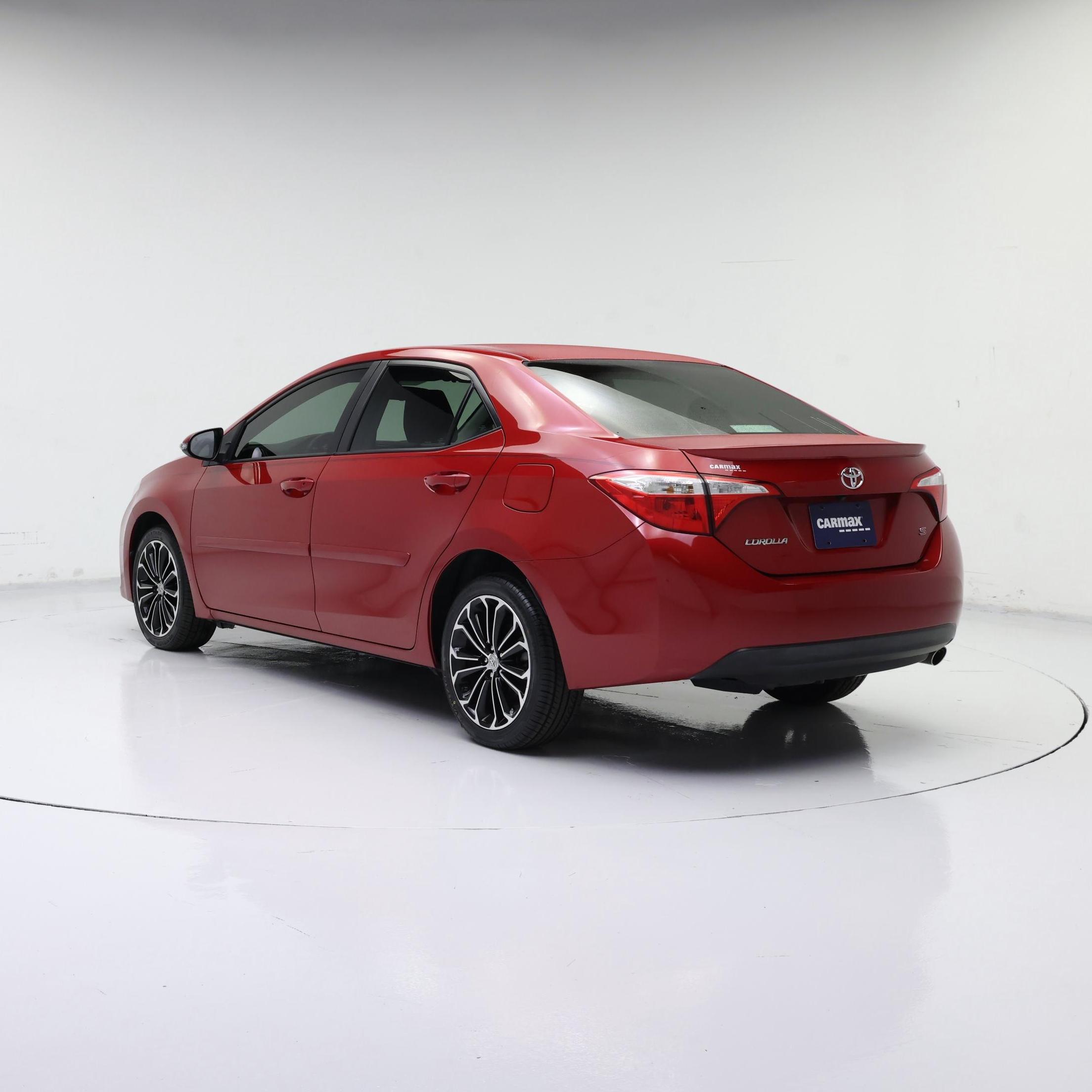 Thumbnail: 2015 Toyota Corolla - 2