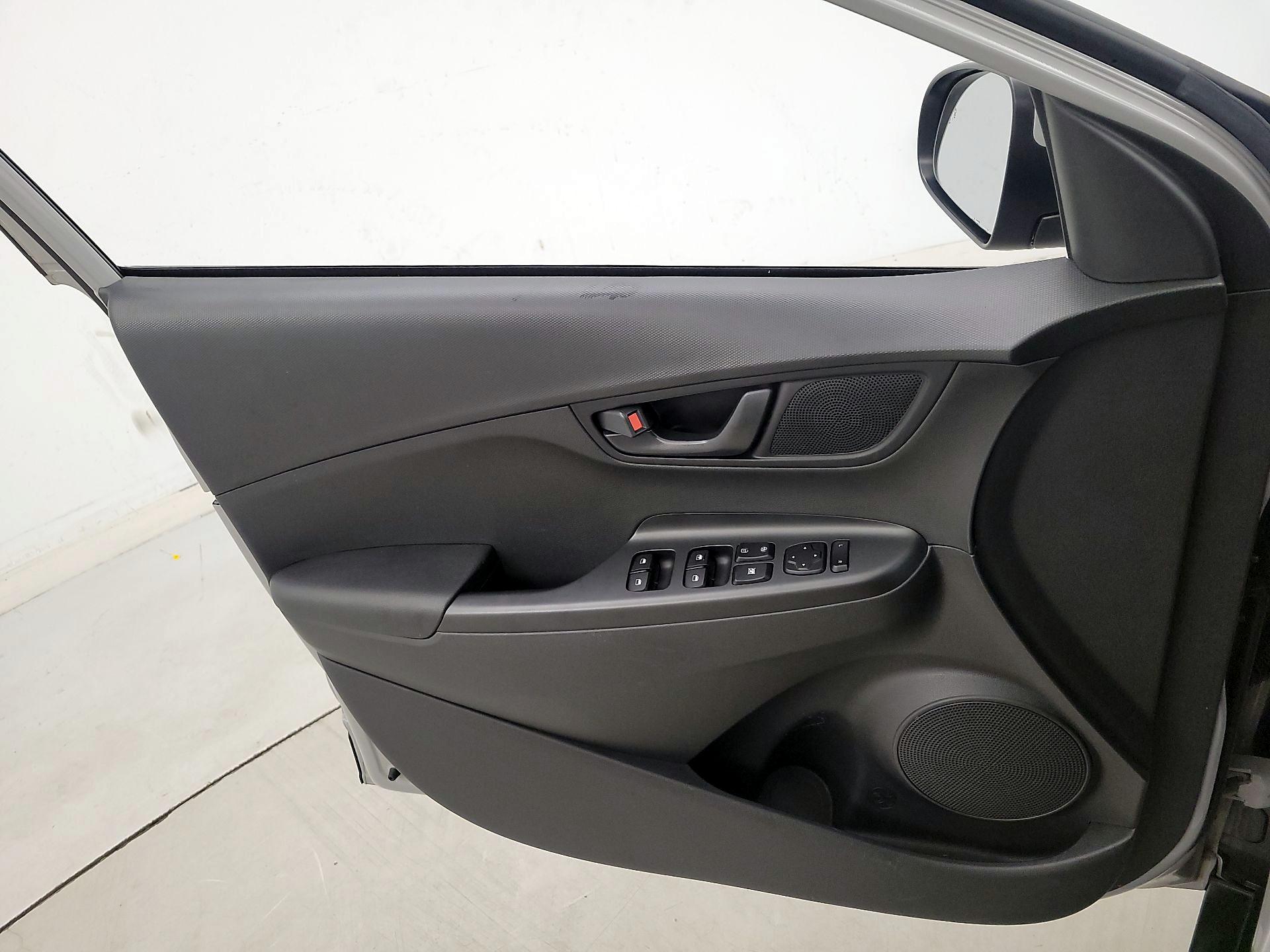 Thumbnail: 2022 Hyundai Kona - 12