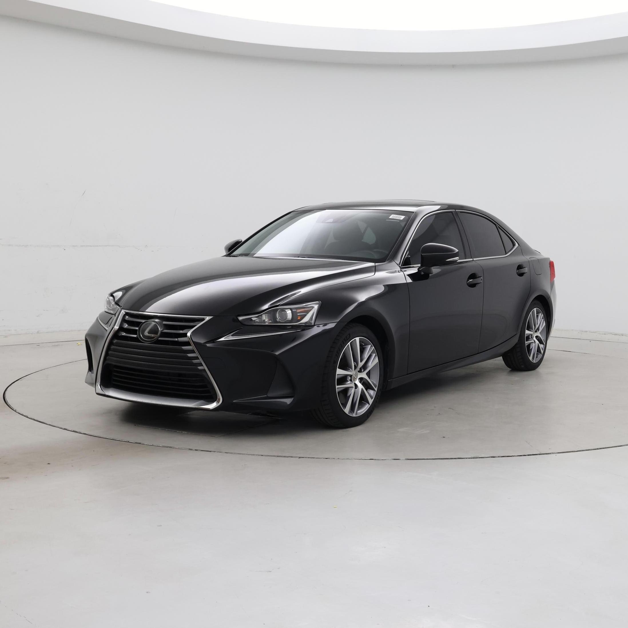 Thumbnail: 2019 Lexus IS - 4