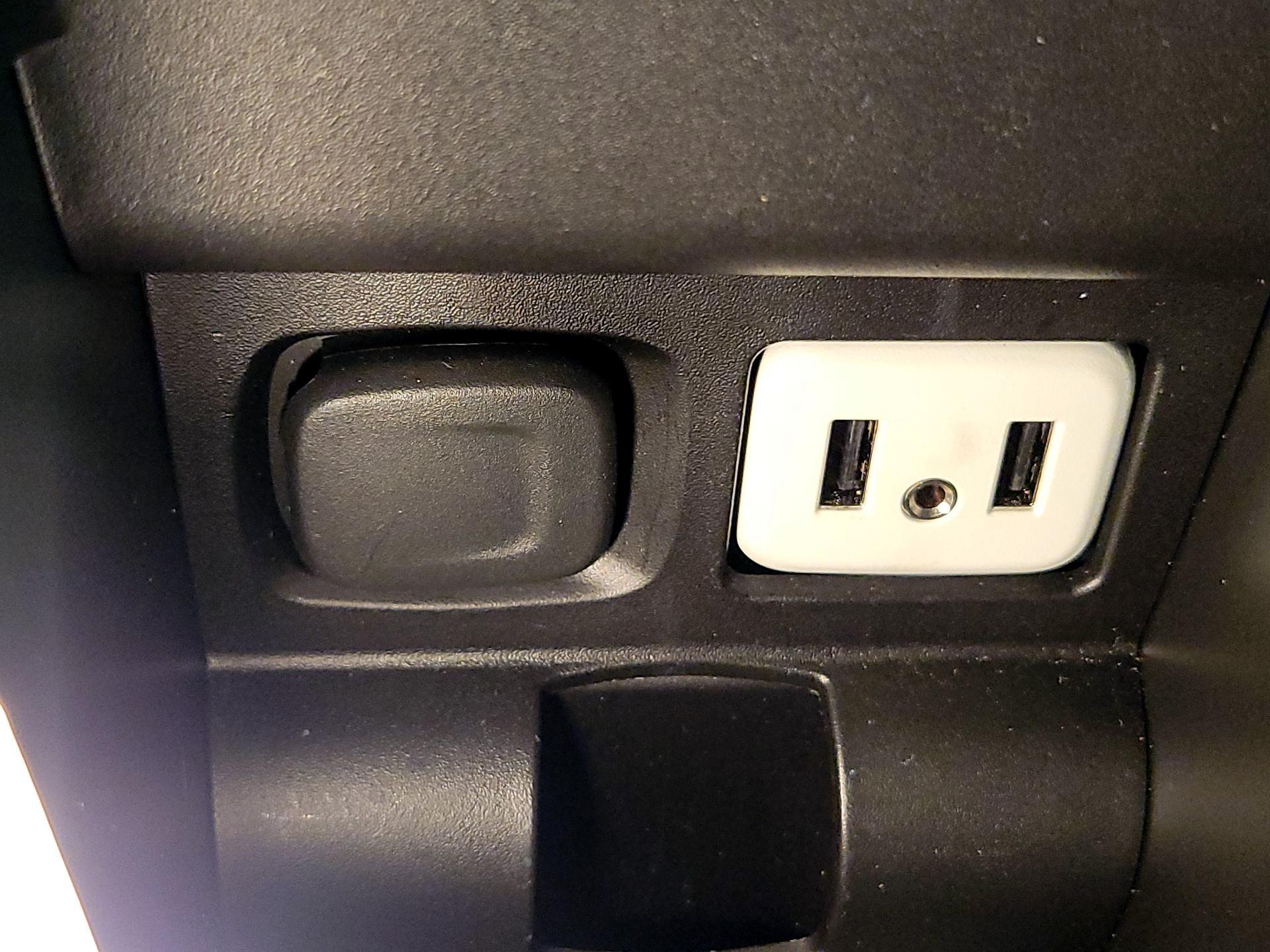 Thumbnail: 2019 Chevrolet Impala - 18