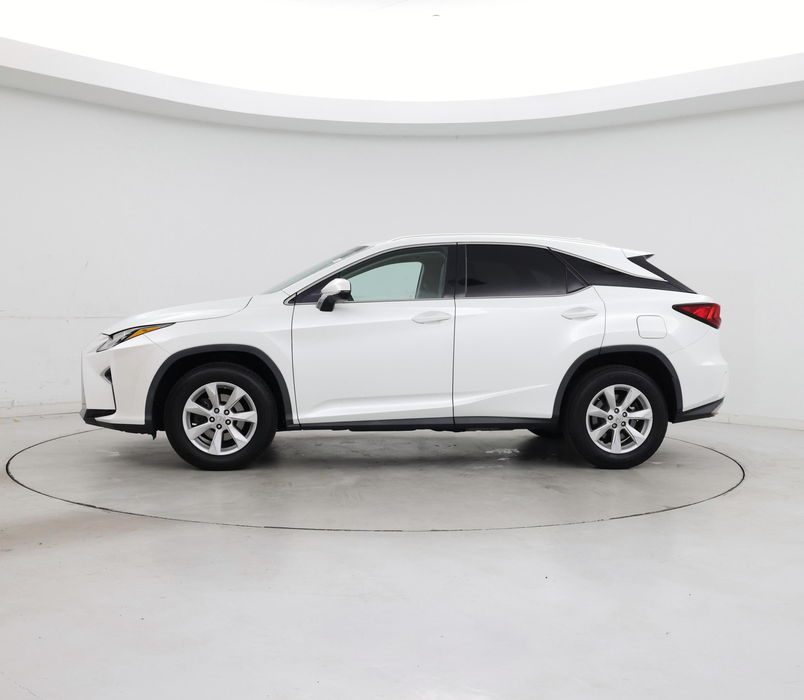 Thumbnail: 2016 Lexus RX - 3