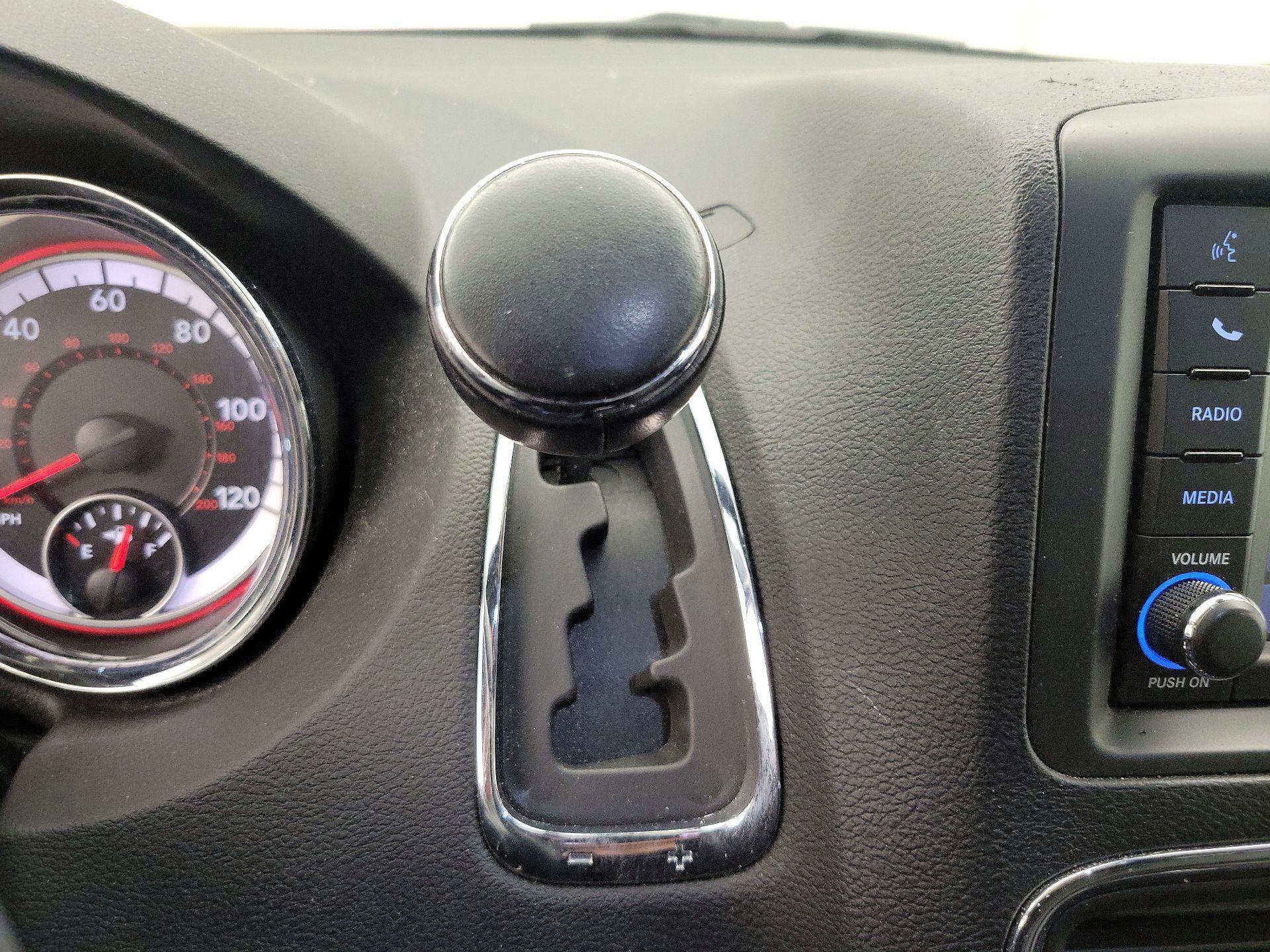 Thumbnail: 2019 Dodge Grand Caravan - 18