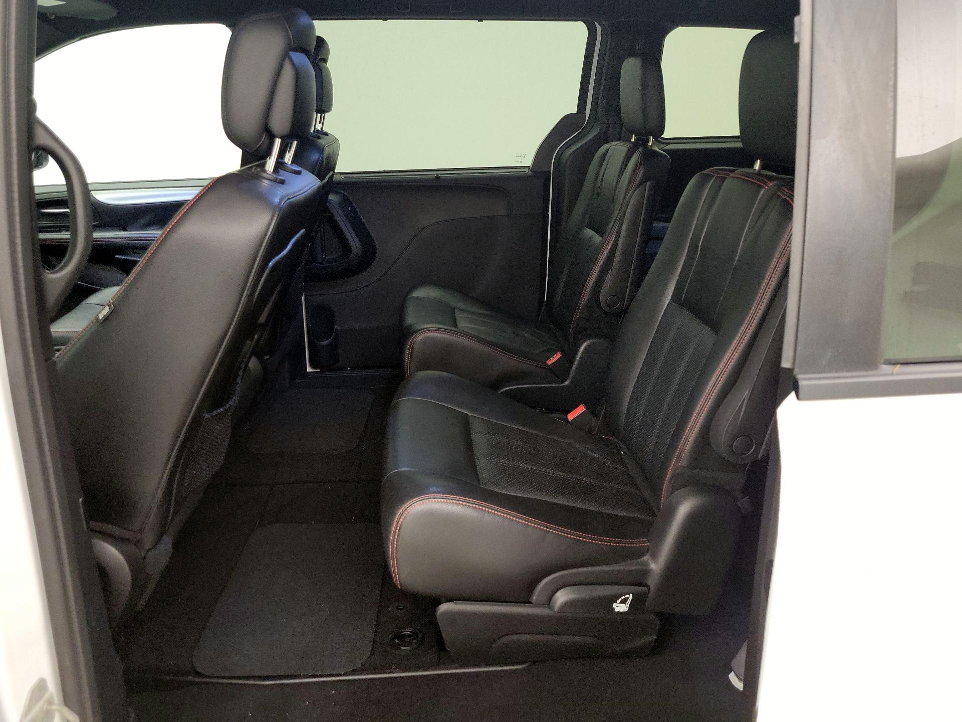 Thumbnail: 2019 Dodge Grand Caravan - 20