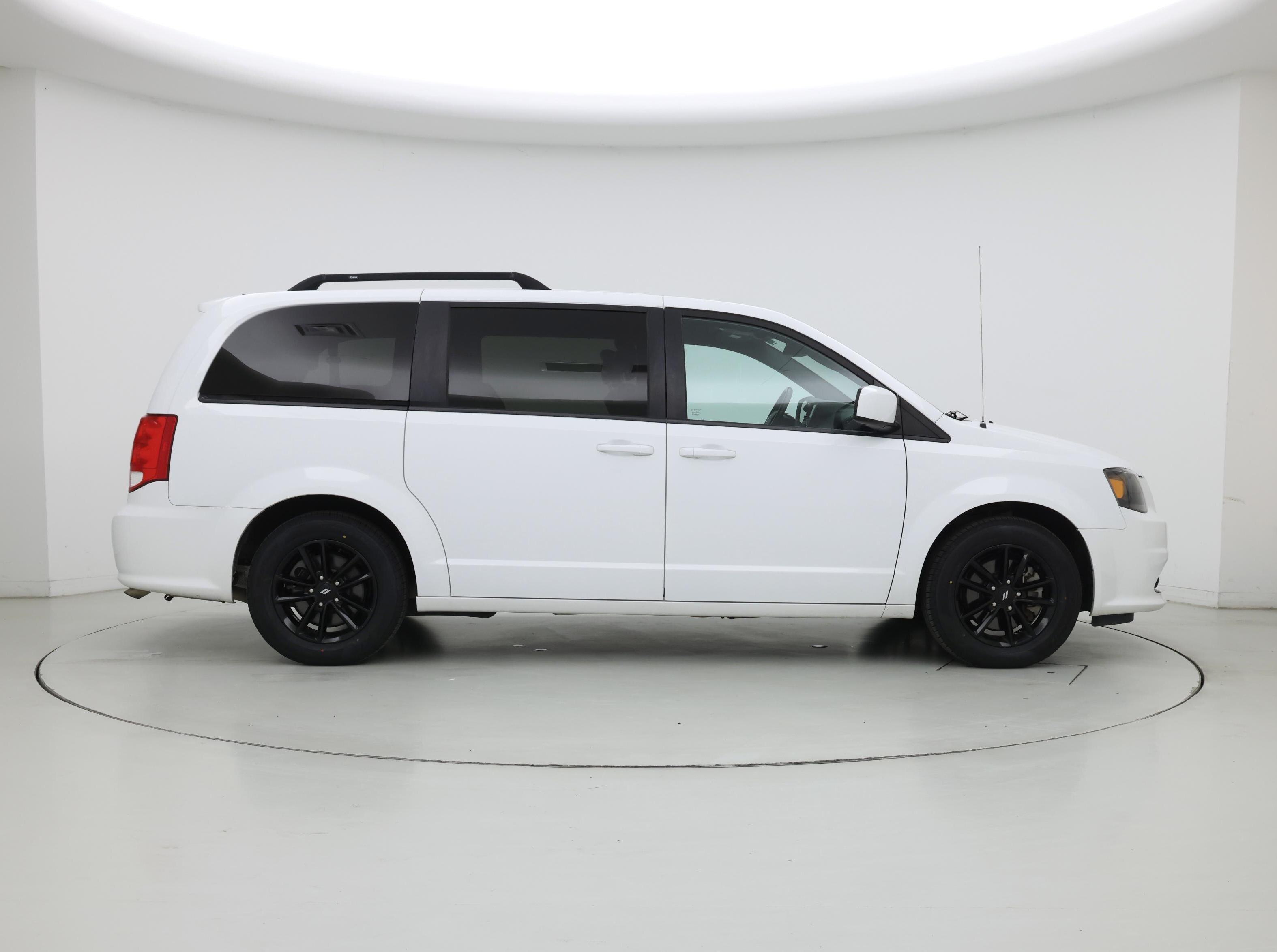 Thumbnail: 2019 Dodge Grand Caravan - 7
